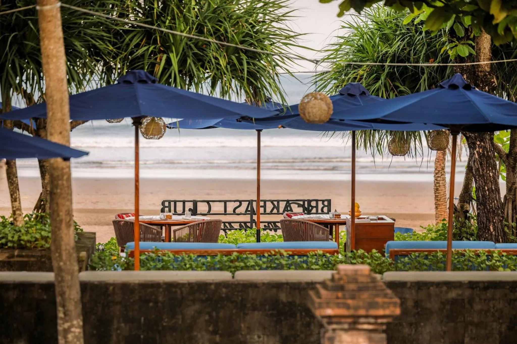 Restaurant/places to eat in Hotel Indigo Bali Seminyak Beach by IHG