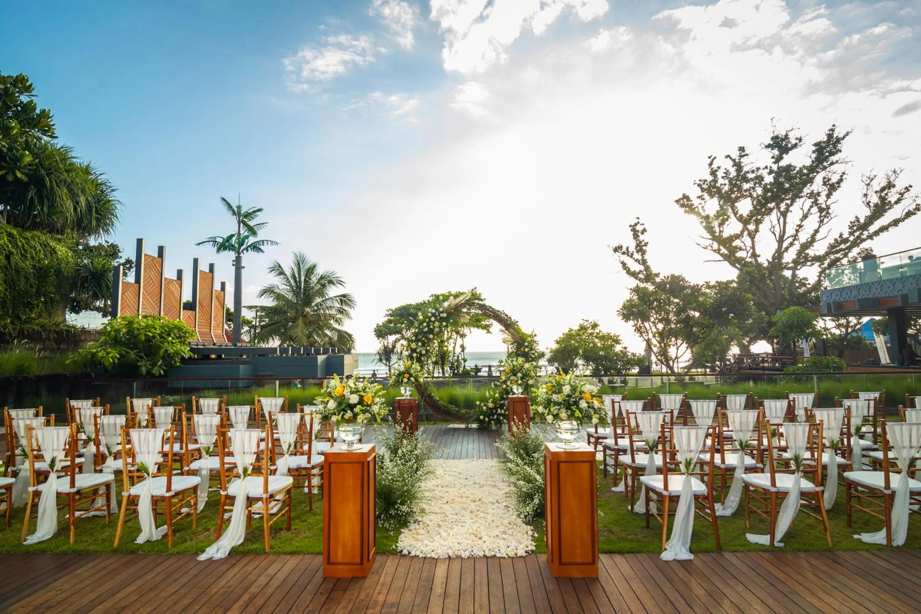 wedding in Hotel Indigo Bali Seminyak Beach by IHG