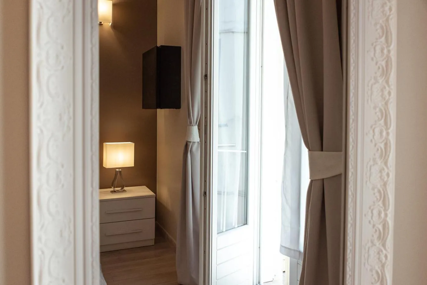 Bed in Central Vatican Rooms