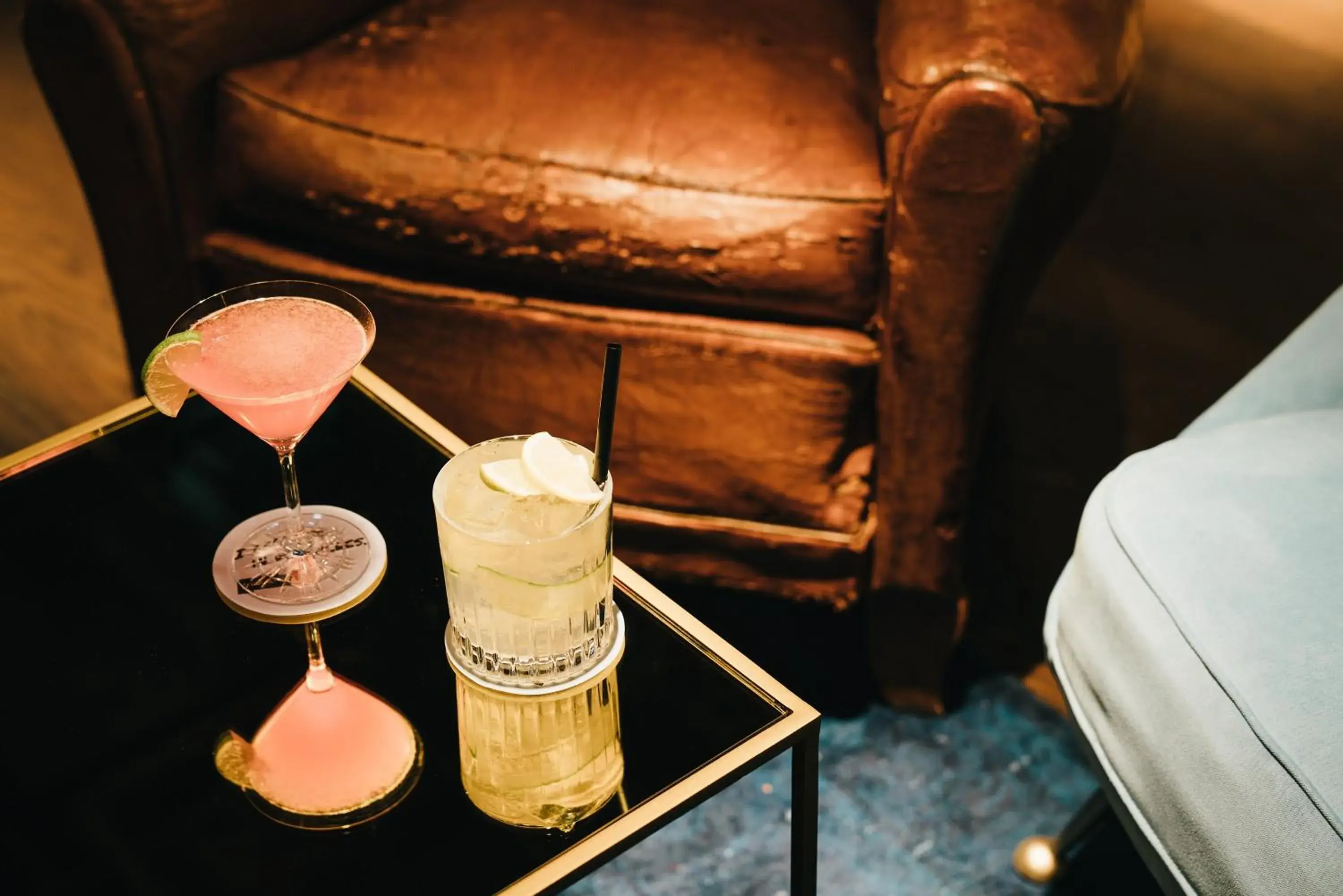 Lounge or bar in Ruby Lilly Hotel Munich Lounge or bar in Ruby Lilly Hotel Munich