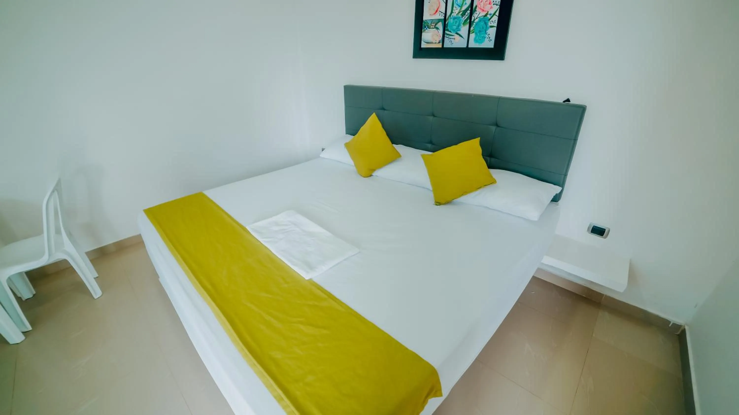 Deluxe Queen Room in Green Coveñas by Bernalo Hotels