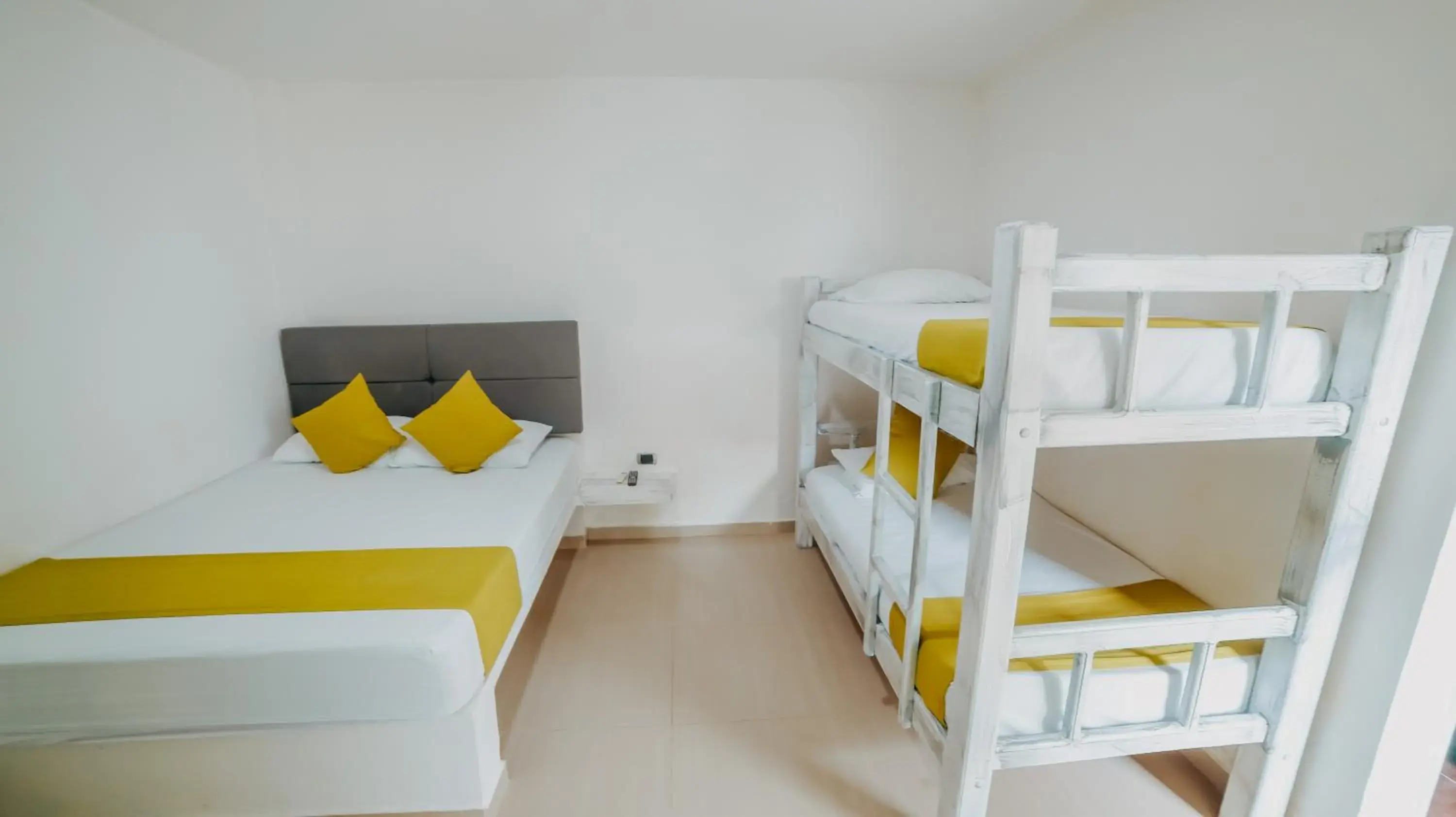 Family Room in Green Coveñas by Bernalo Hotels Family Room in Green Coveñas by Bernalo Hotels