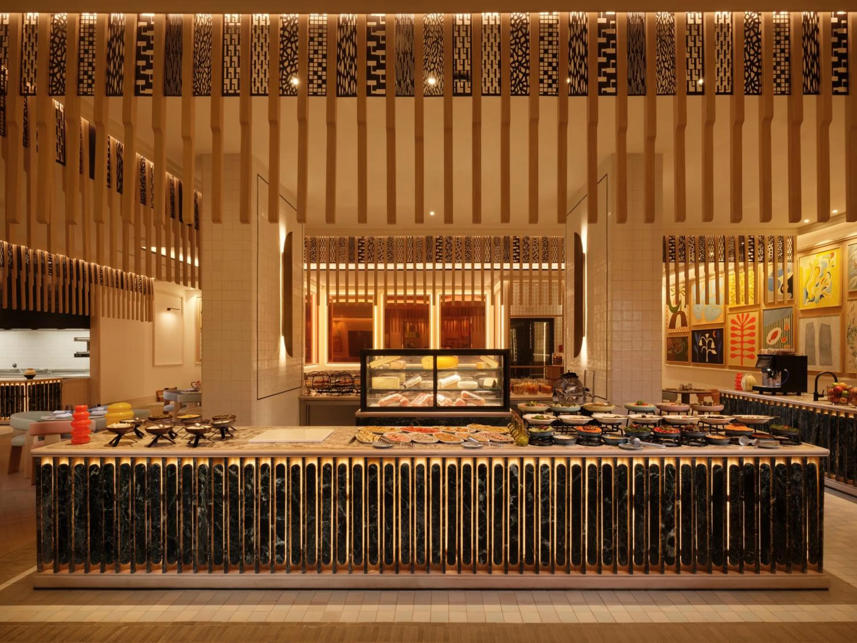 Restaurant/places to eat in The View Rabat