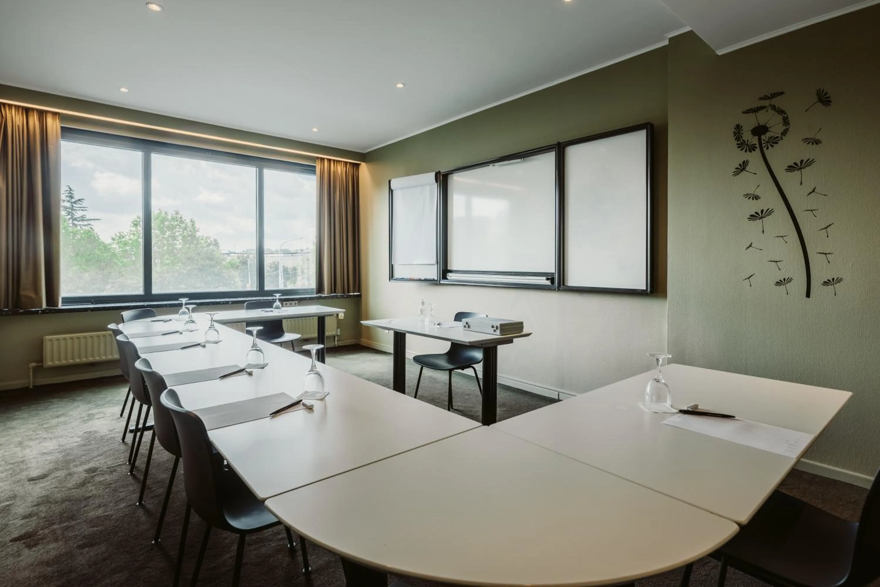 Meeting/conference room in Serwir Hotel
