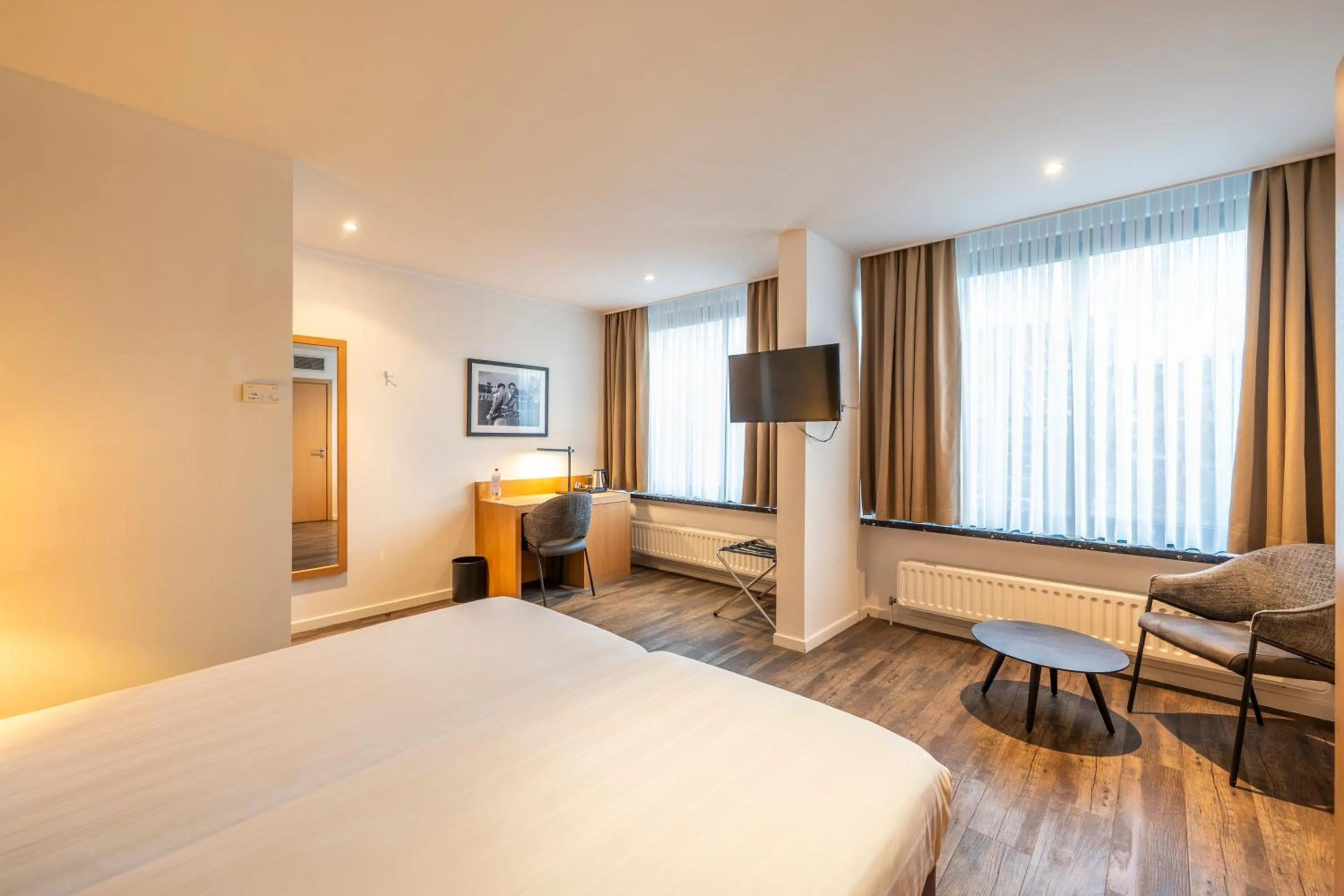 Photo of the whole room, Bed in Serwir Hotel