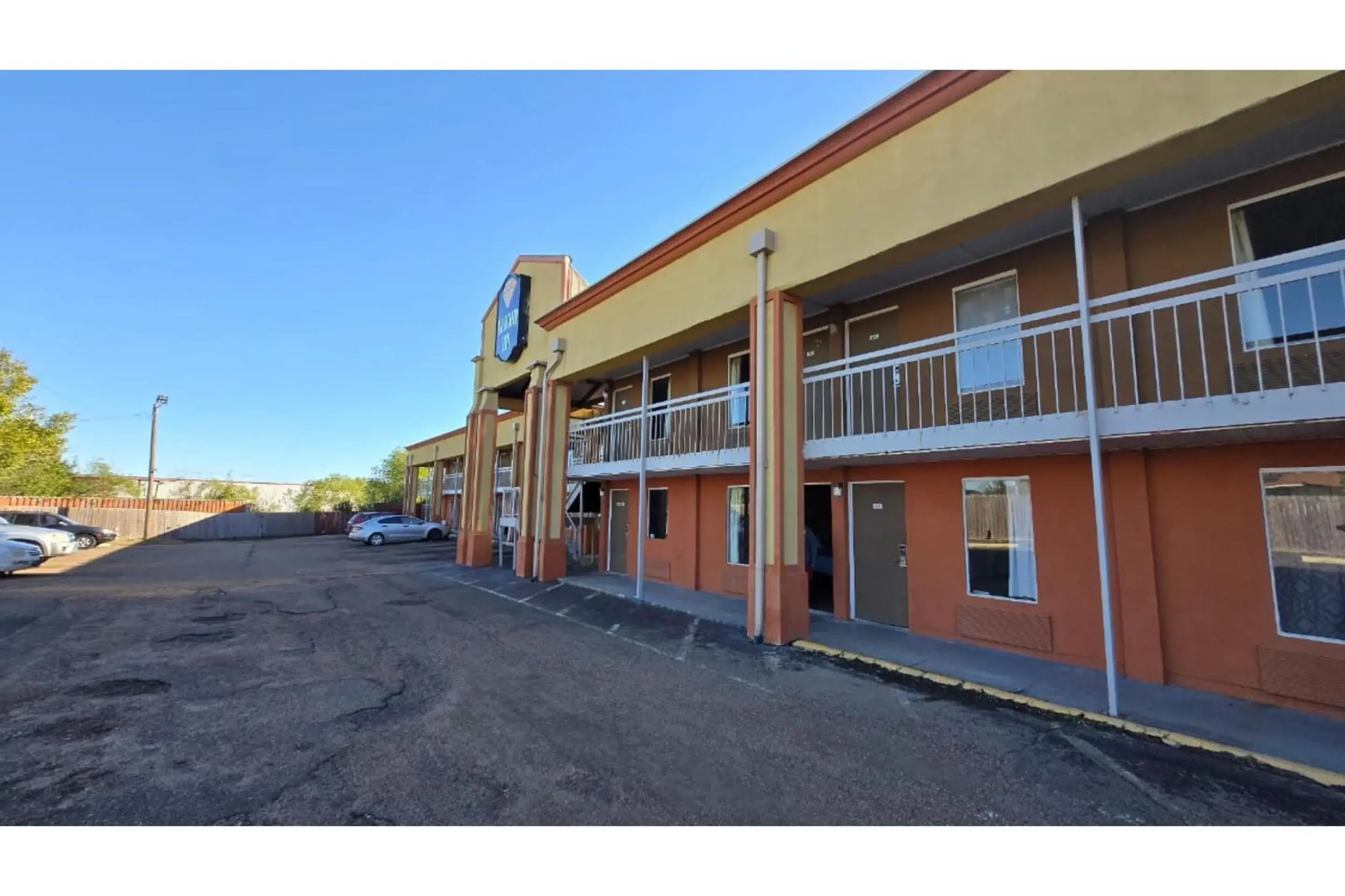 Facade/entrance in Diamond Inn Motel By OYO Jackson Hwy 80- I-20 Facade/entrance in Diamond Inn Motel By OYO Jackson Hwy 80- I-20