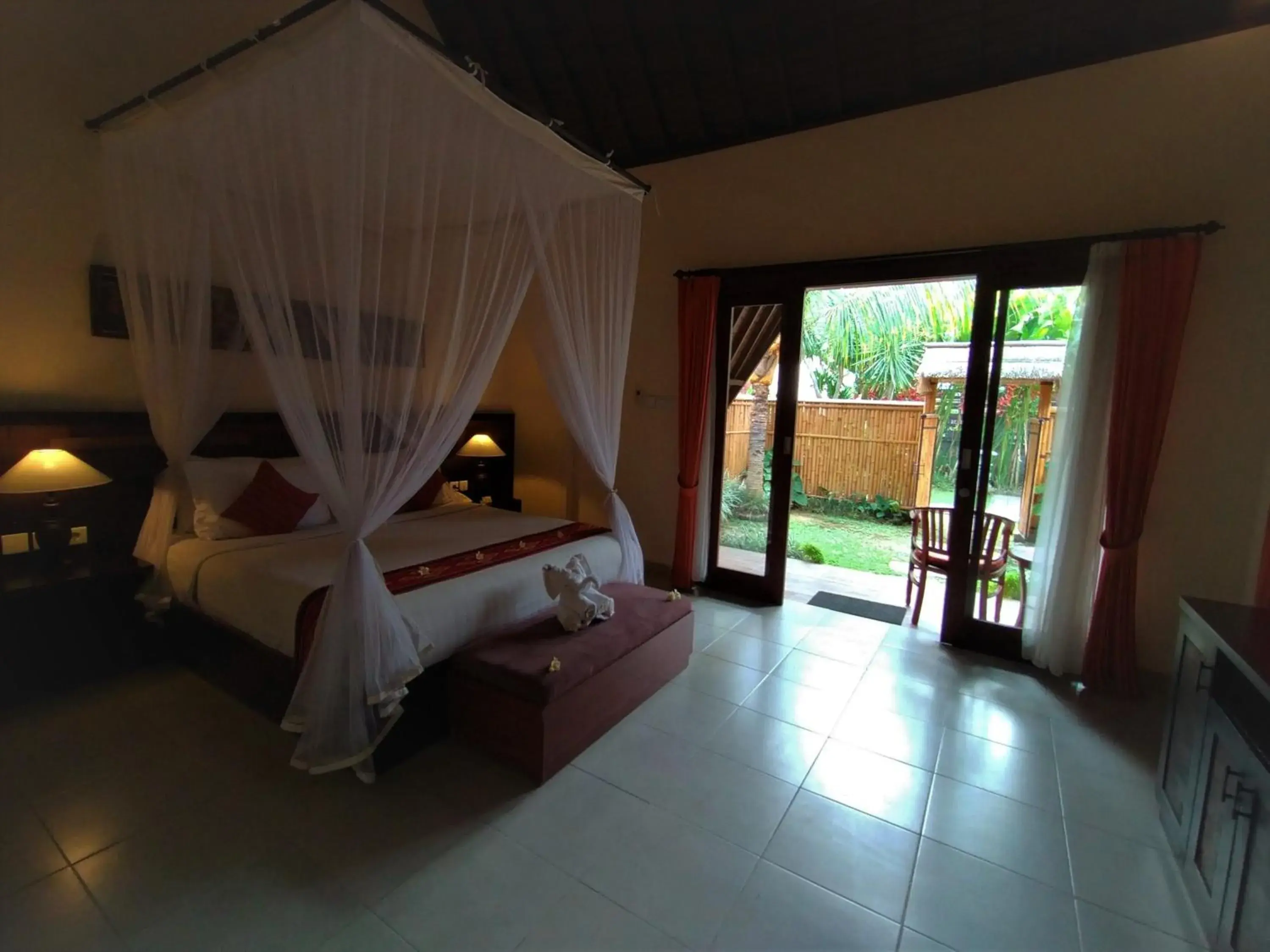 Garden view, Bed in Pondok Massas Ubud Garden view, Bed in Pondok Massas Ubud