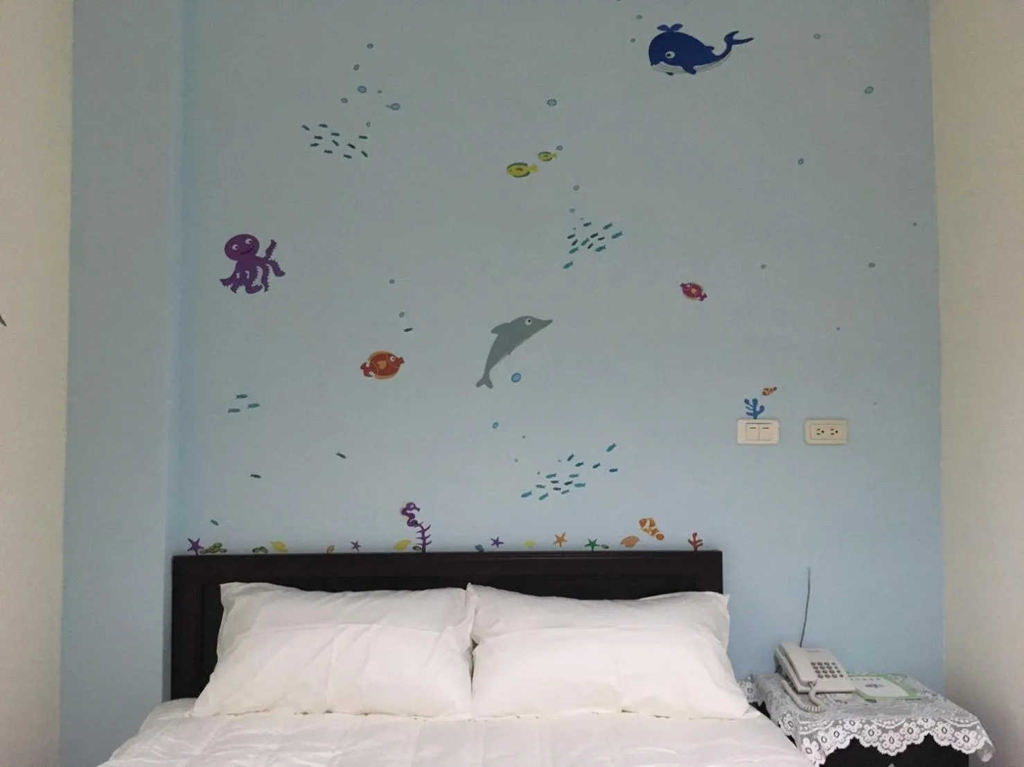 Seating area, Bed in HFun Hotel