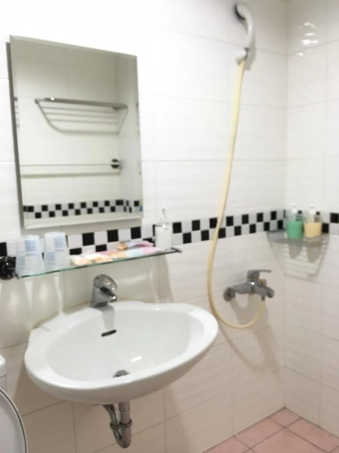 Shower in HFun Hotel