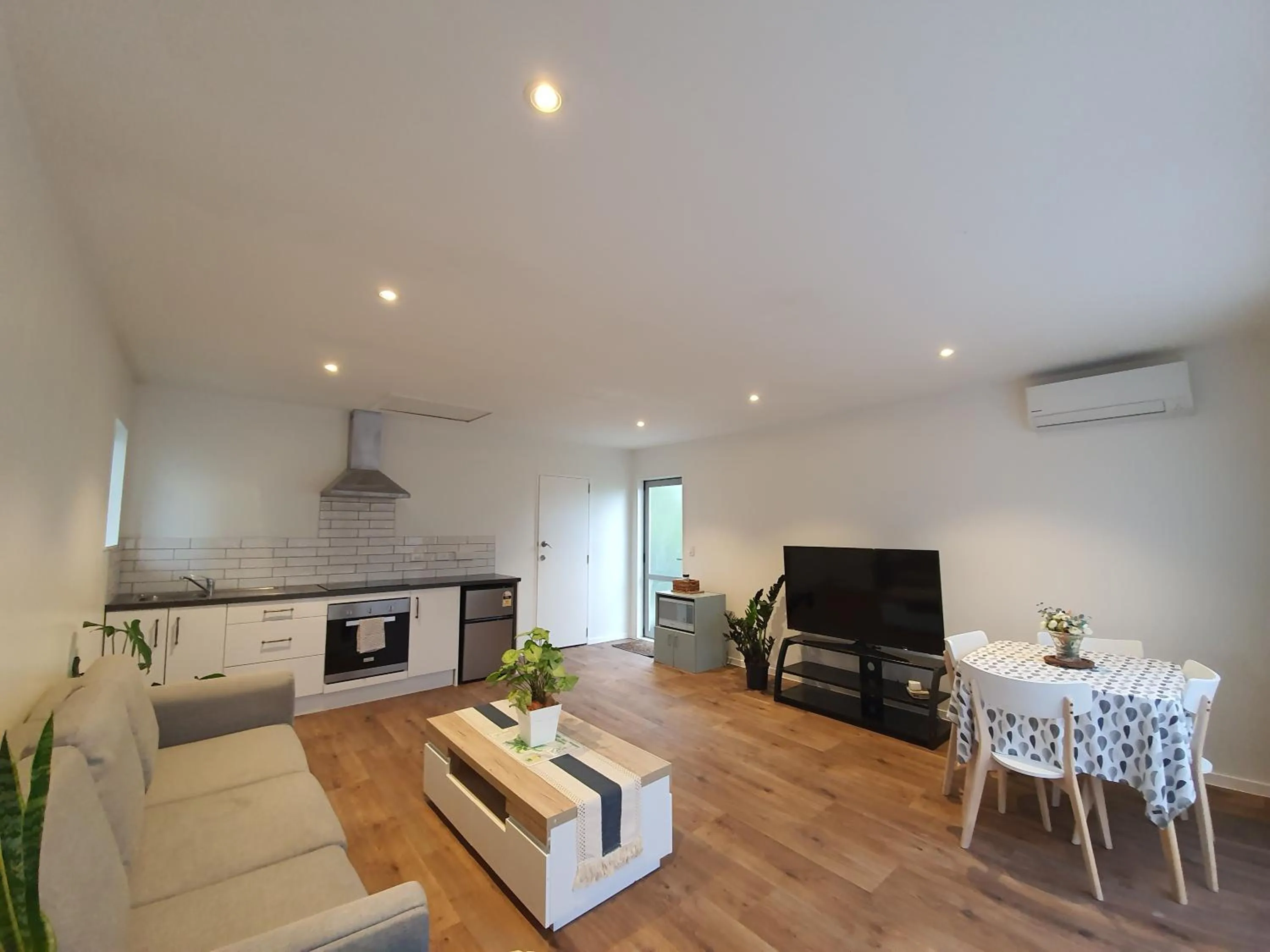 TV and multimedia in Alice House