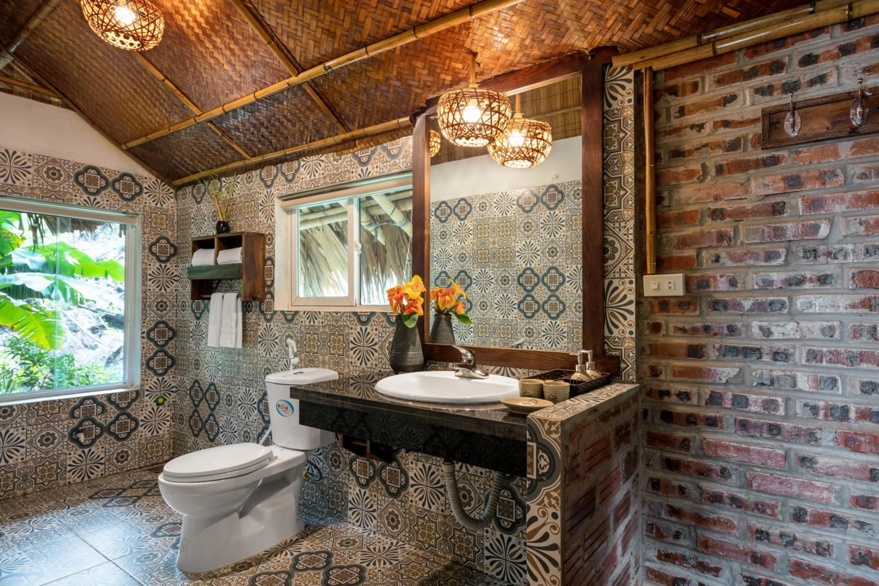 Toilet in An's Eco Garden Resort