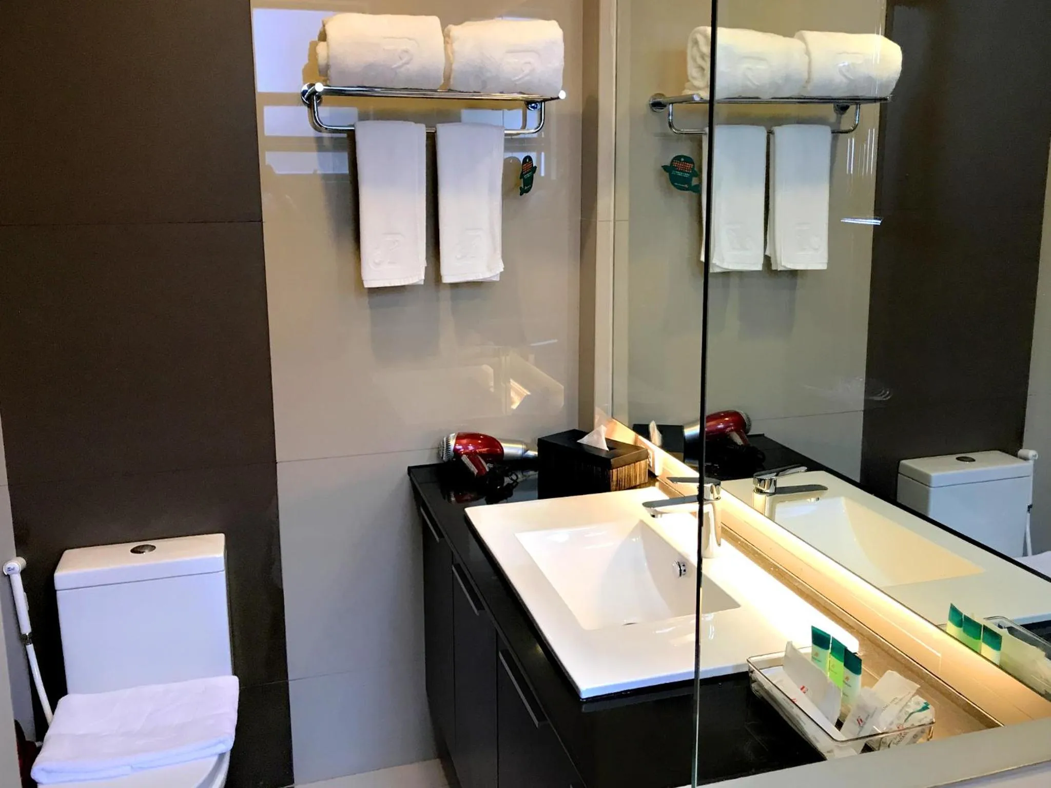 Day in Jinjiang Inn - Boracay Station 1