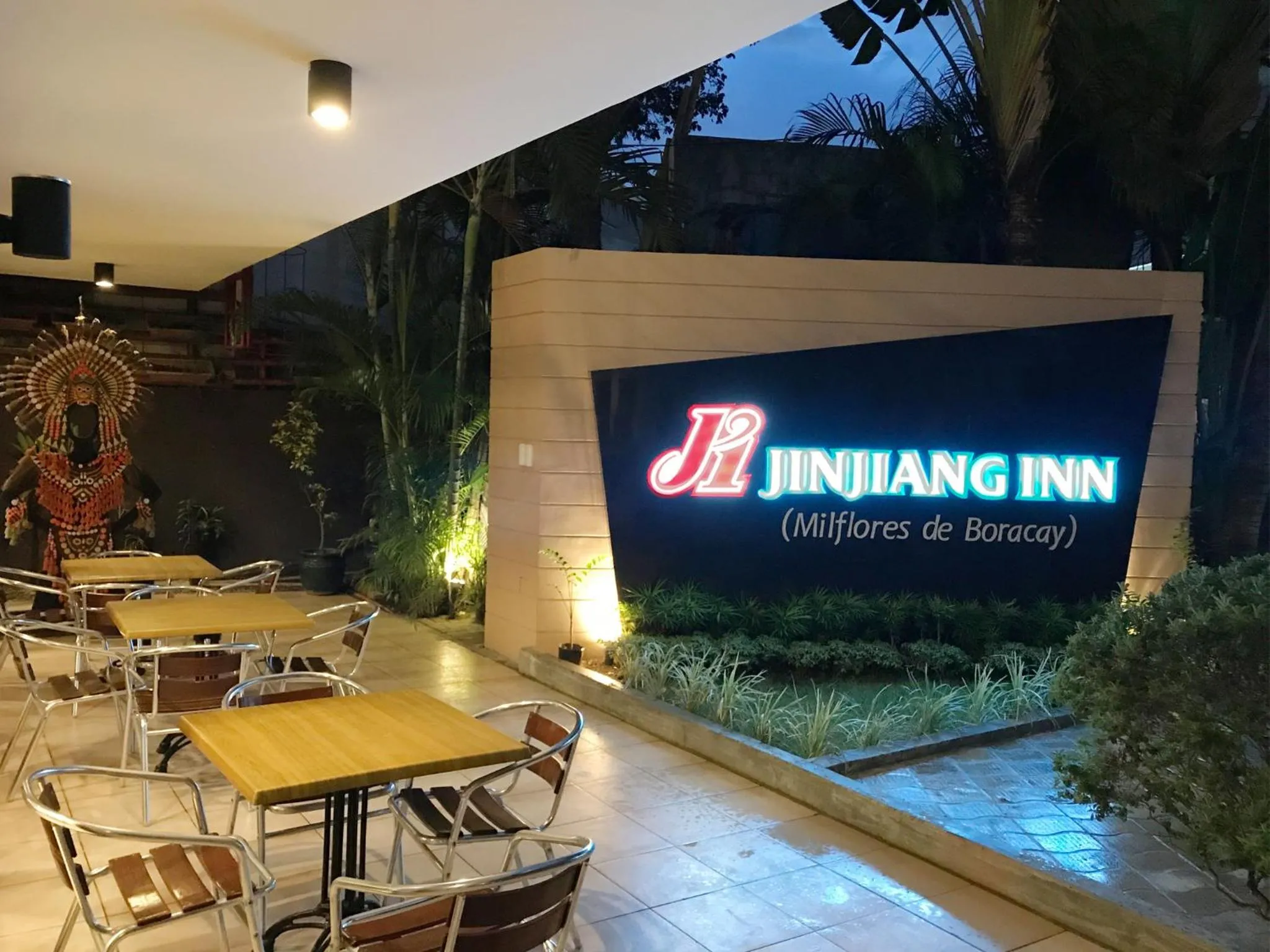 Facade/entrance in Jinjiang Inn - Boracay Station 1