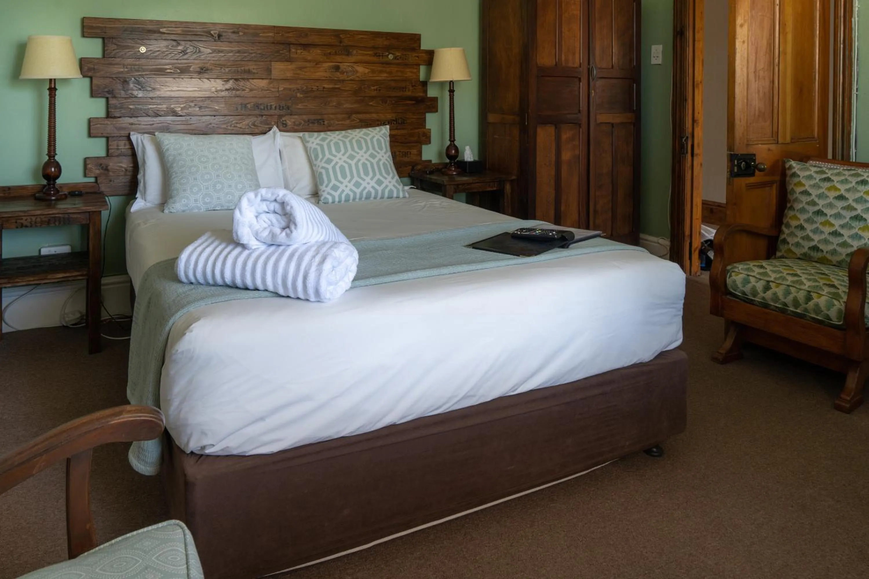 Bed in Selborne Bed and Breakfast