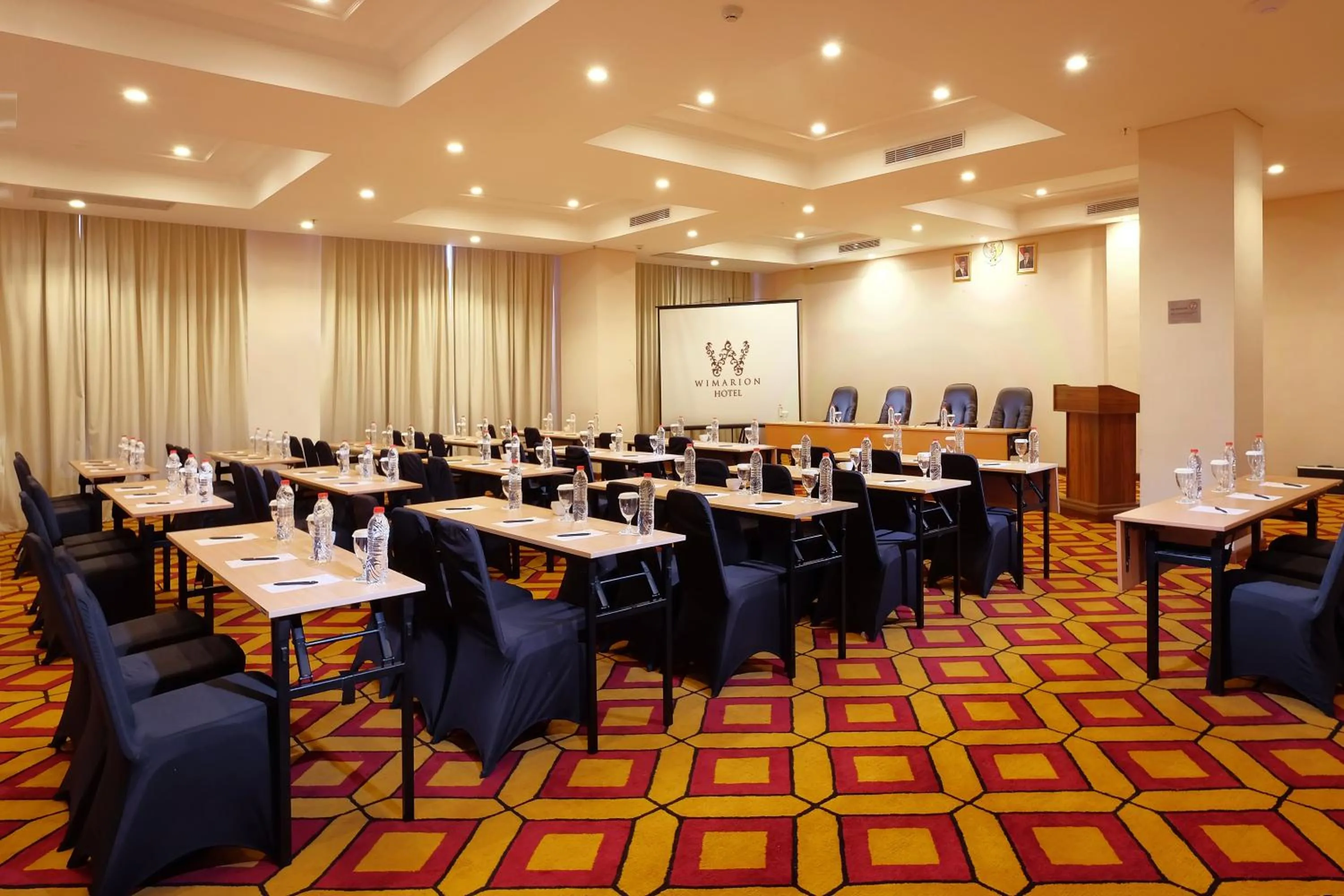Meeting/conference room in Wimarion Hotel Semarang