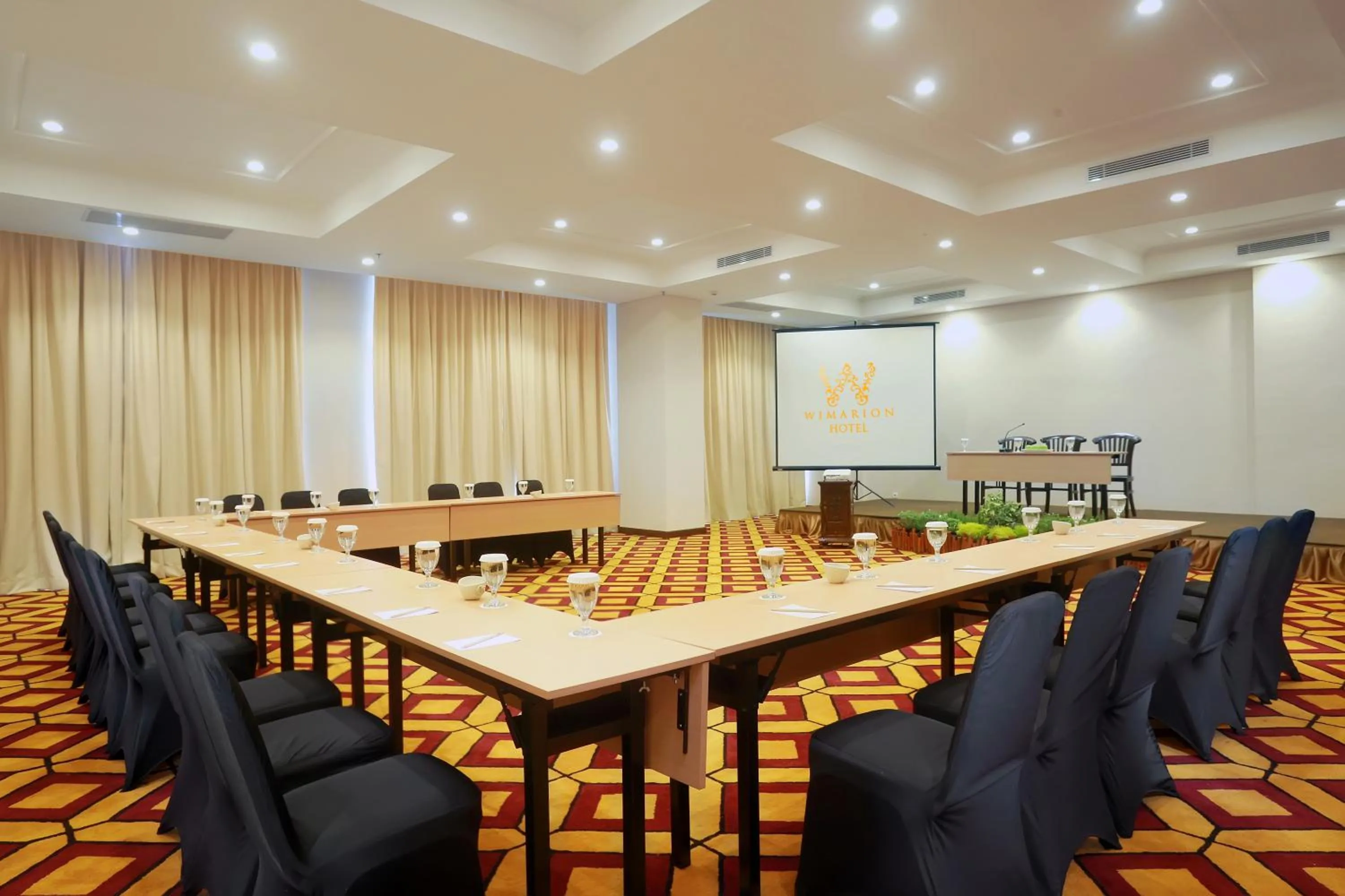 Meeting/conference room in Wimarion Hotel Semarang