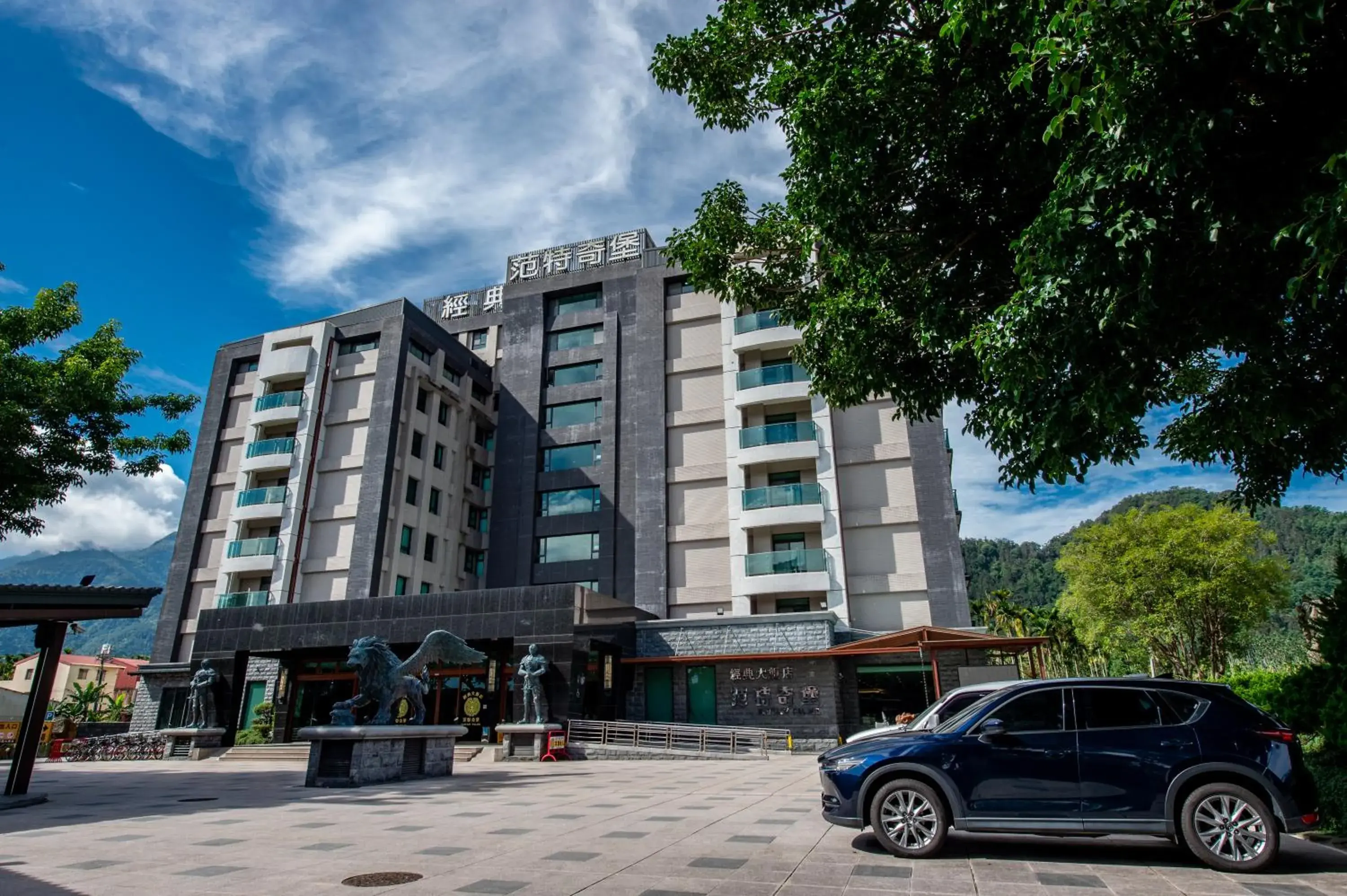 Property building in Fantasy Palace Property building in Fantasy Palace