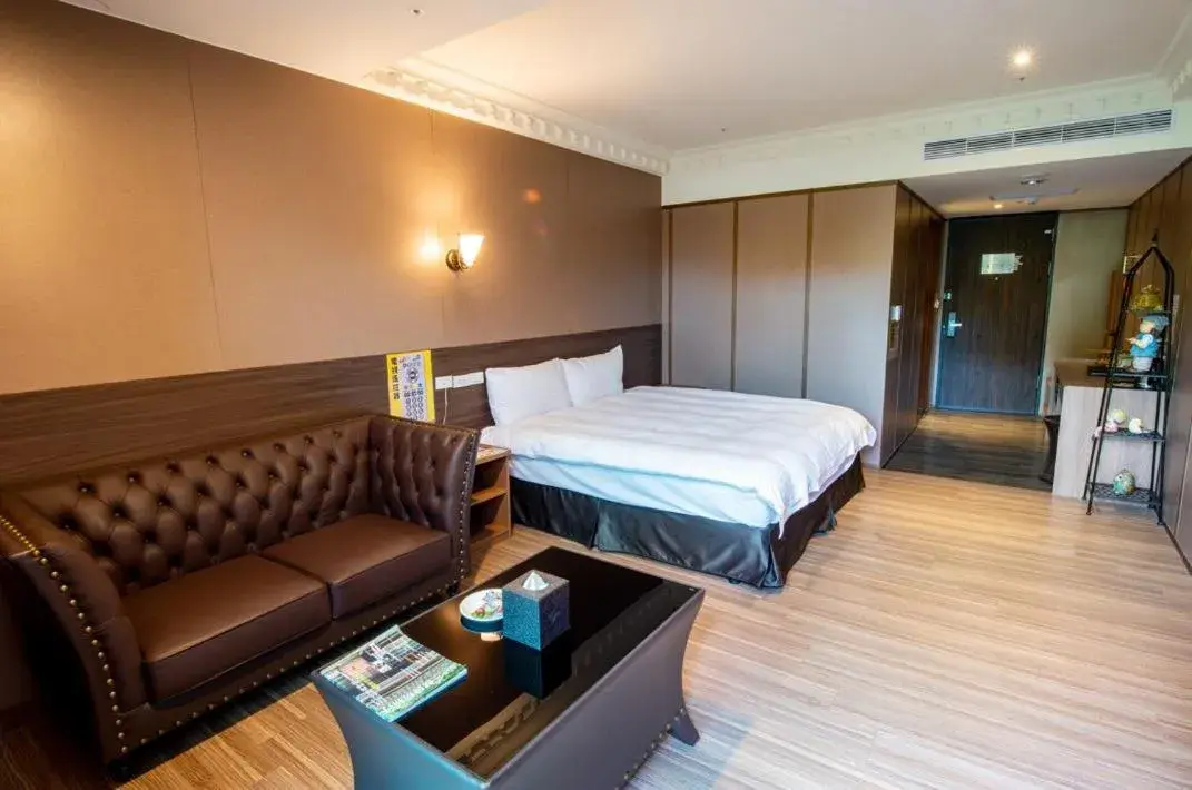 Bed in Fantasy Palace Bed in Fantasy Palace