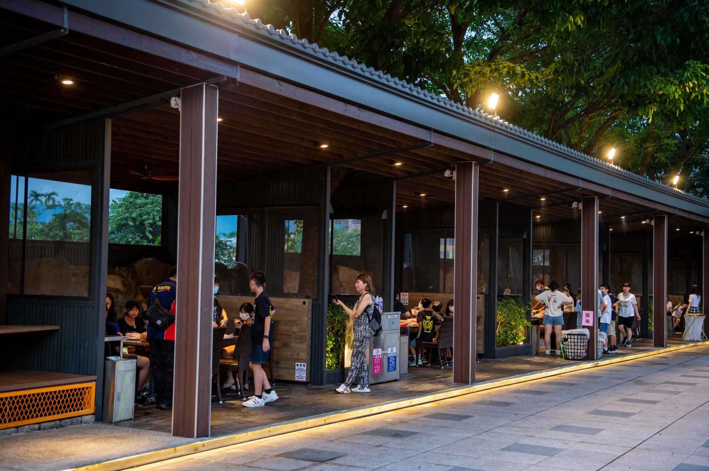 BBQ facilities in Fantasy Palace