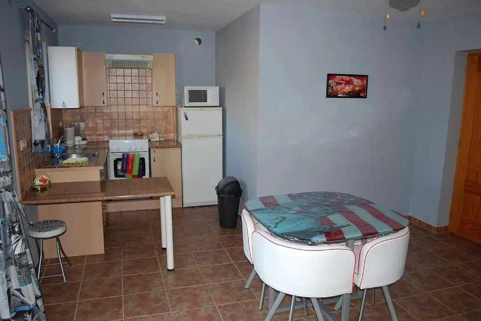 Kitchen or kitchenette in Bed & Breakfast Finca de los Sueños