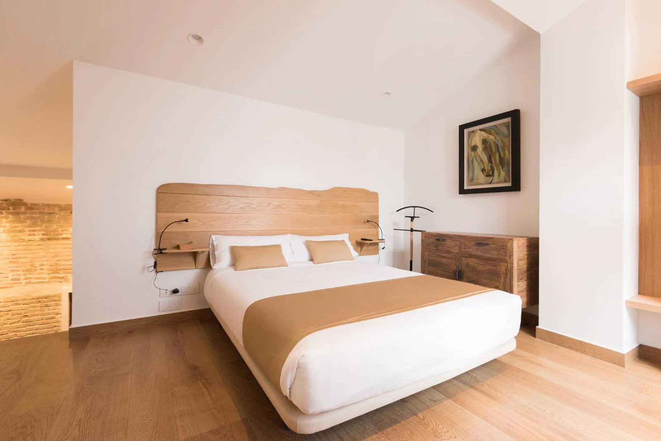 Bed in Barracart Apartments
