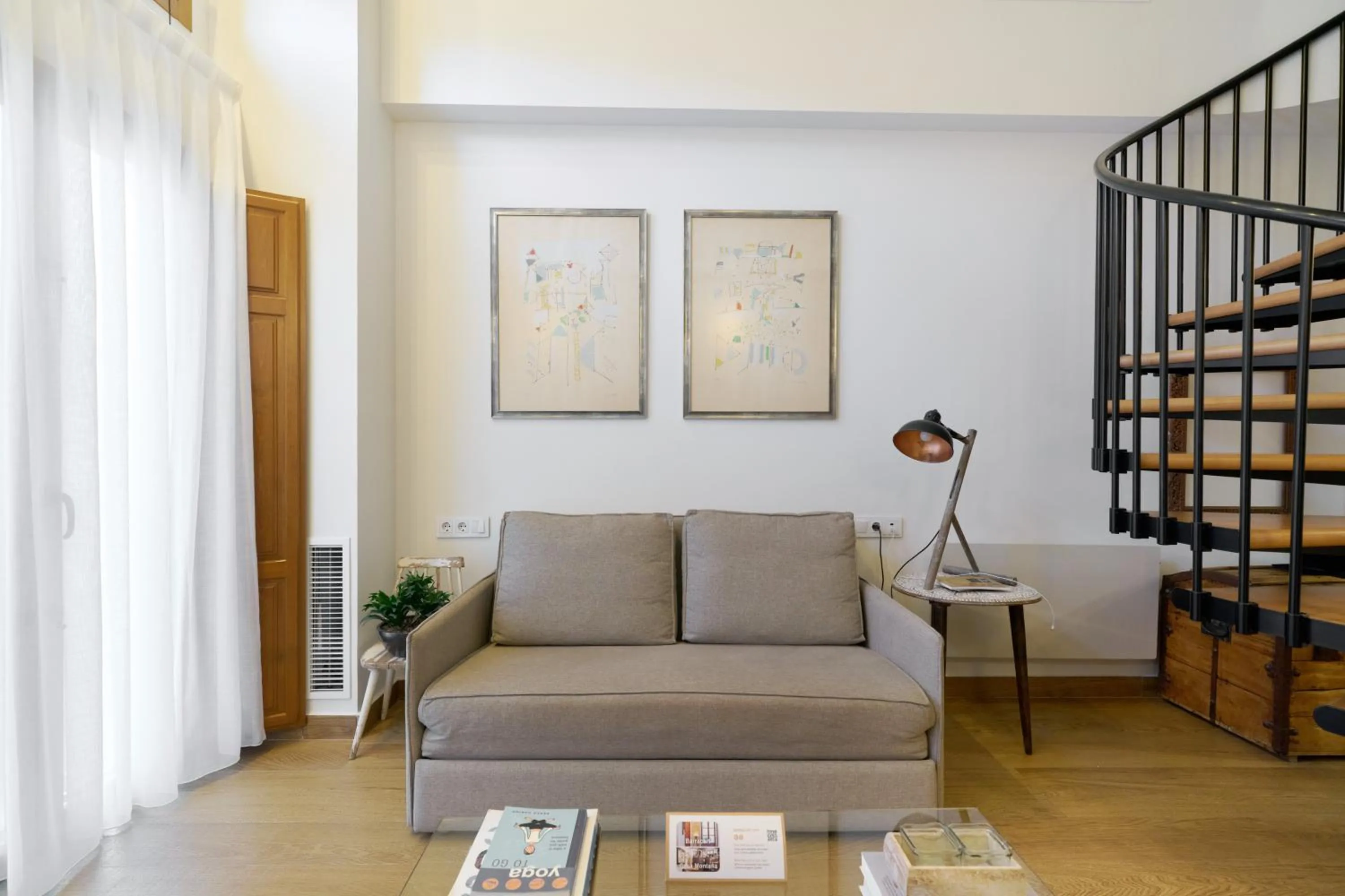 Living room in Barracart Apartments