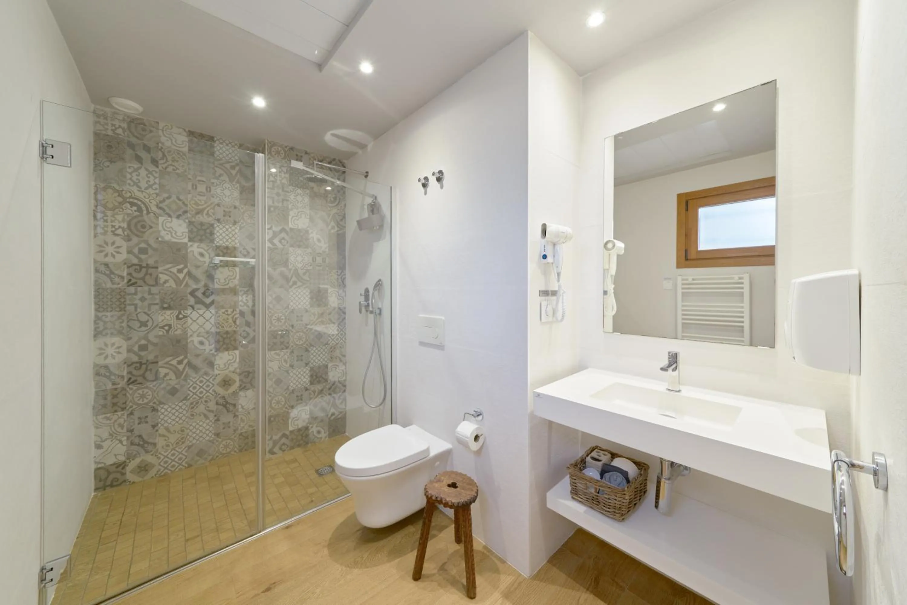 Bathroom in Barracart Apartments