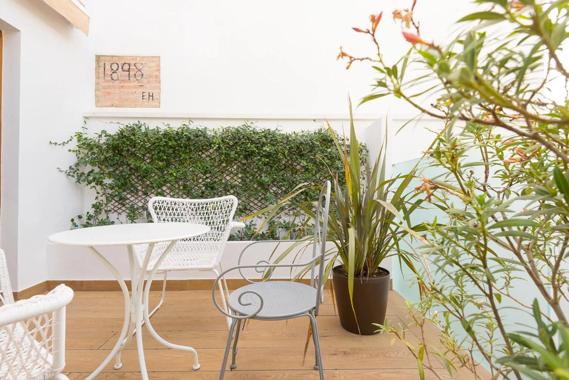 Balcony/Terrace in Barracart Apartments