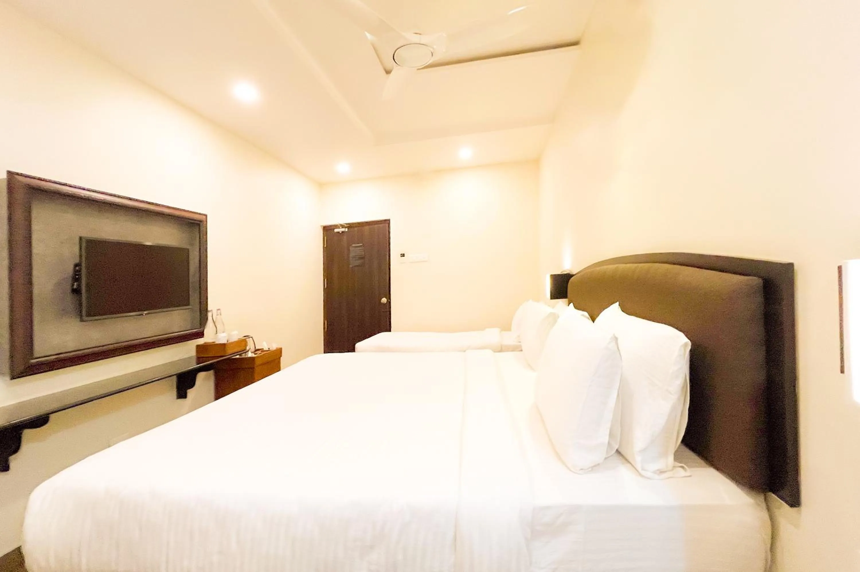 Bed in Shree Residency