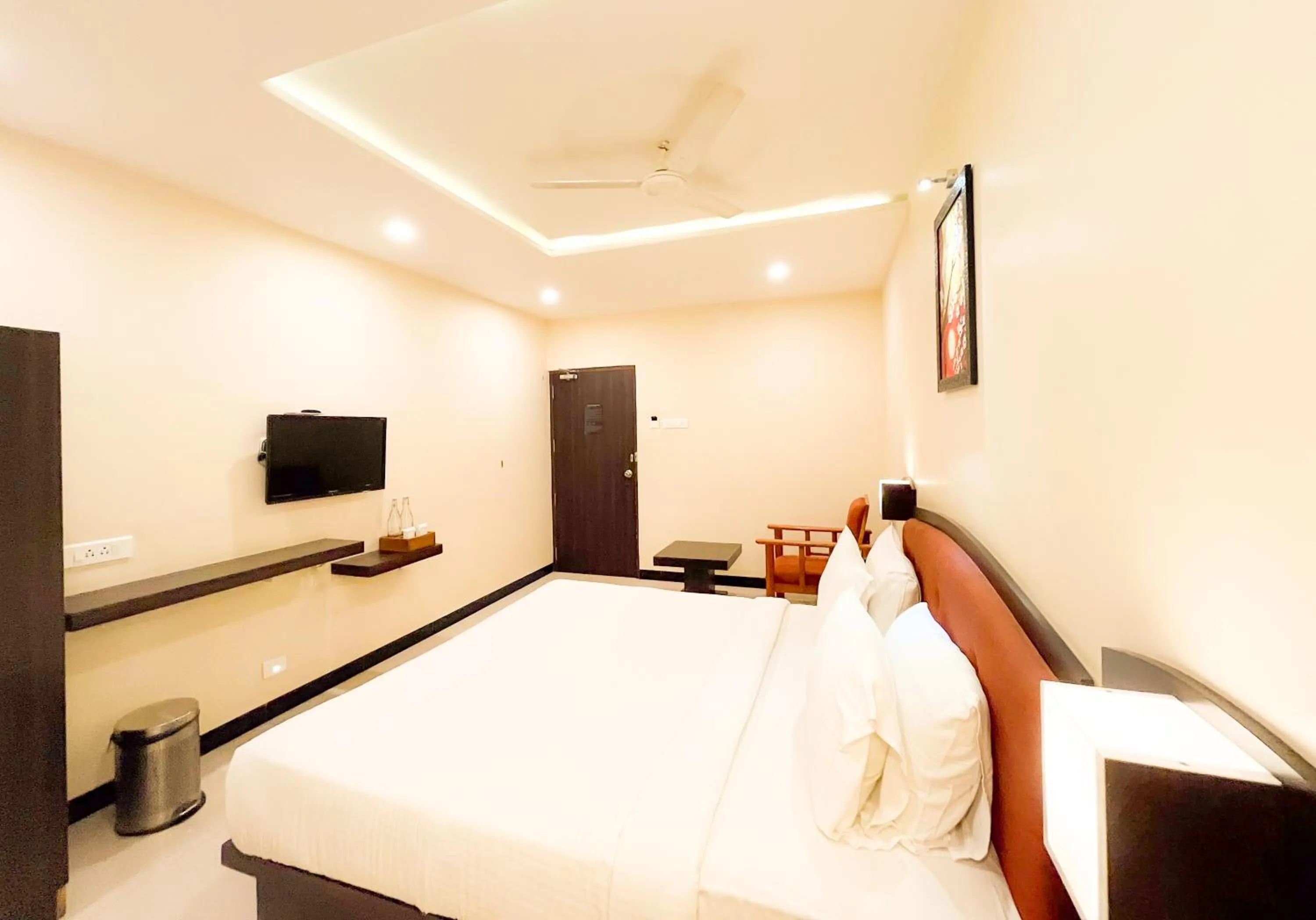 Bed in Shree Residency