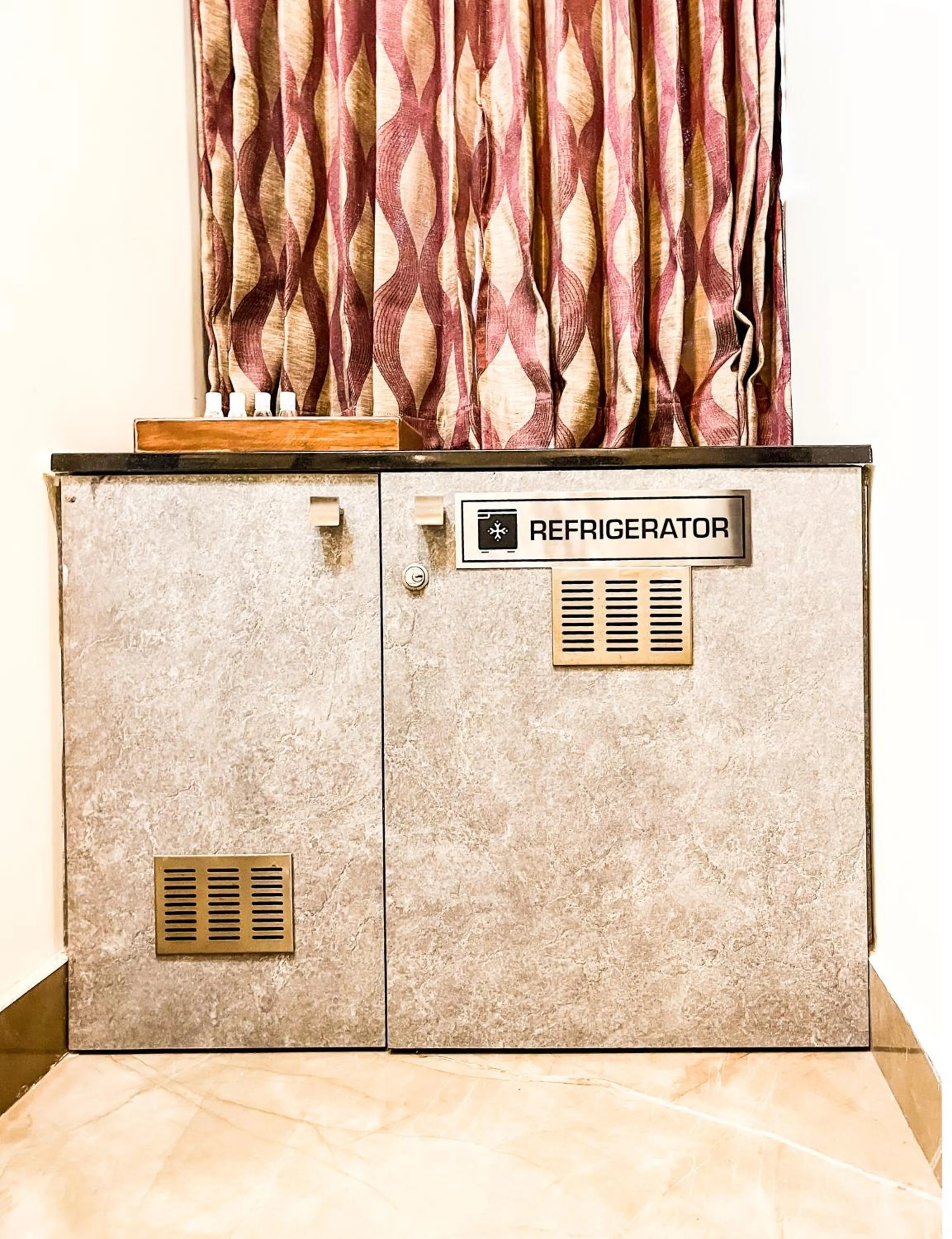 Food and drinks in Shree Residency