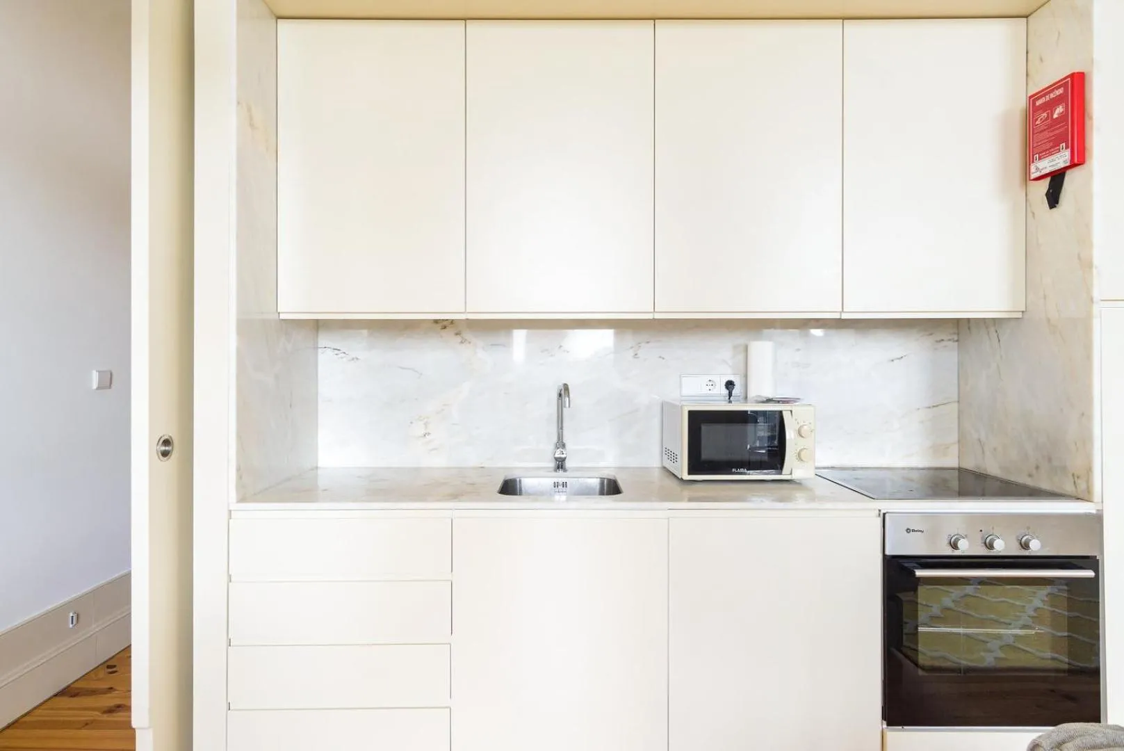 GuestReady - Urban oasis with private balcony