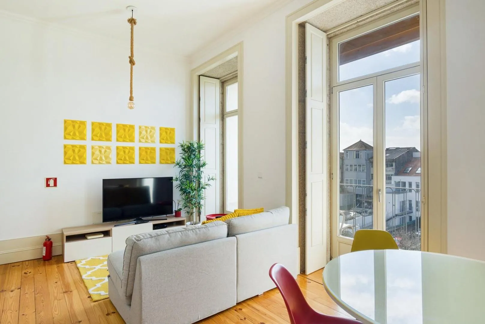 GuestReady - Urban oasis with private balcony
