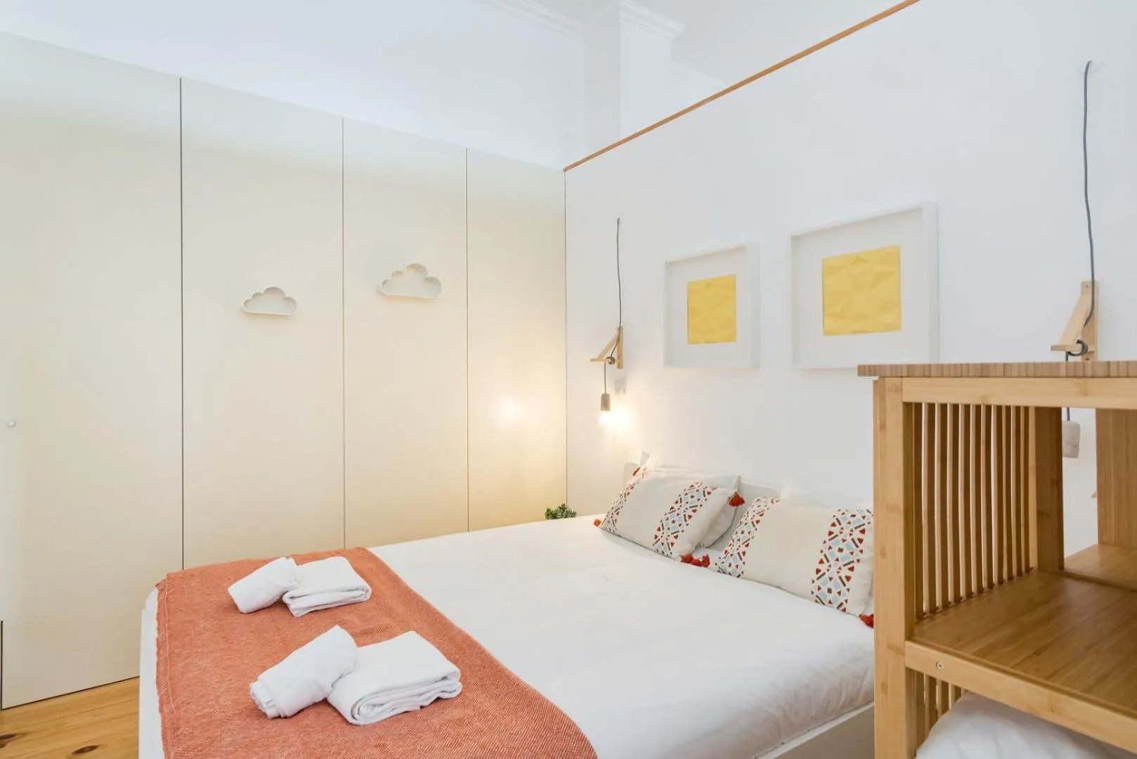 Bed in GuestReady - Urban oasis with private balcony