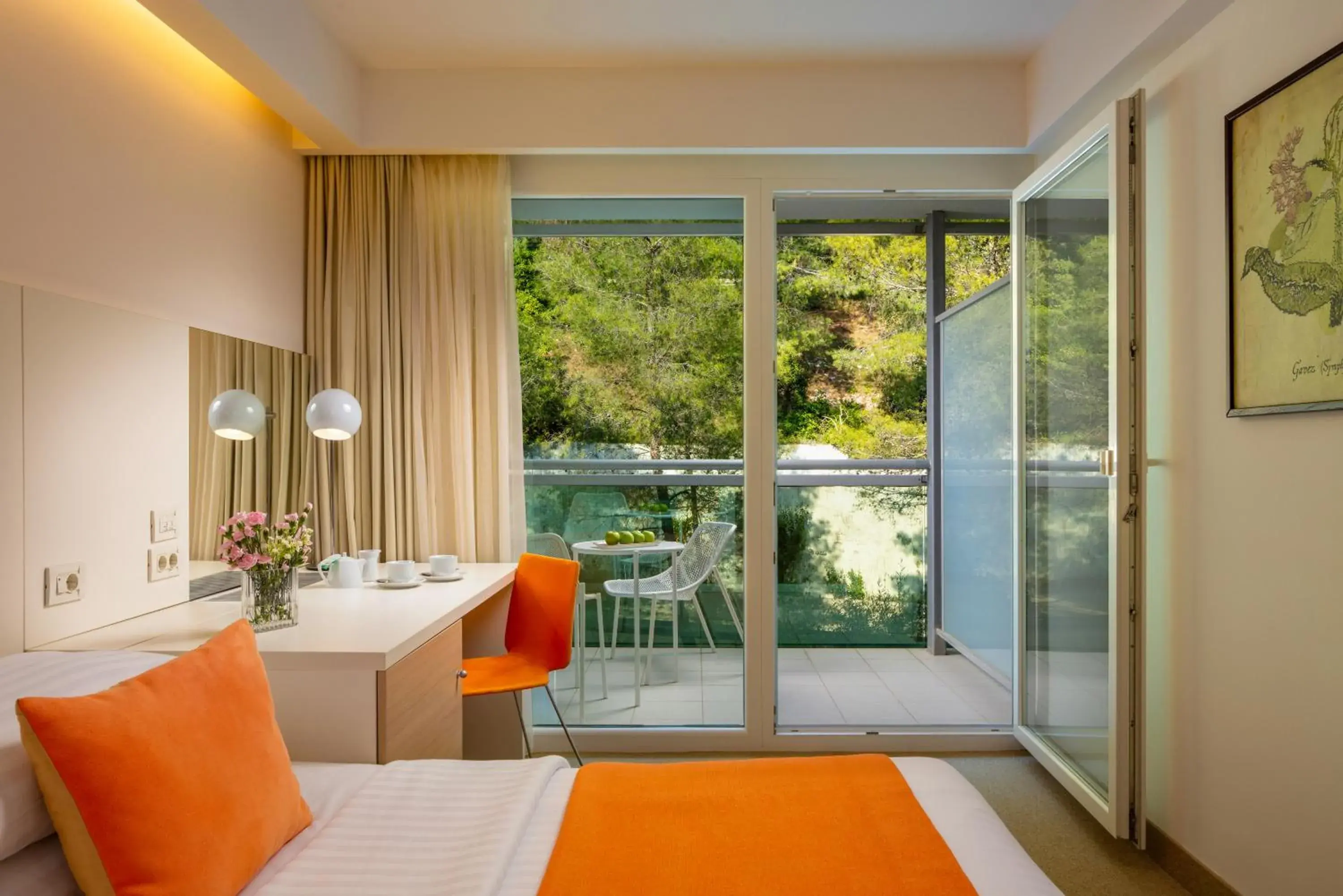 Double Room with Balcony and Park Side - Disability Access in Family Hotel Vespera Double Room with Balcony and Park Side - Disability Access in Family Hotel Vespera