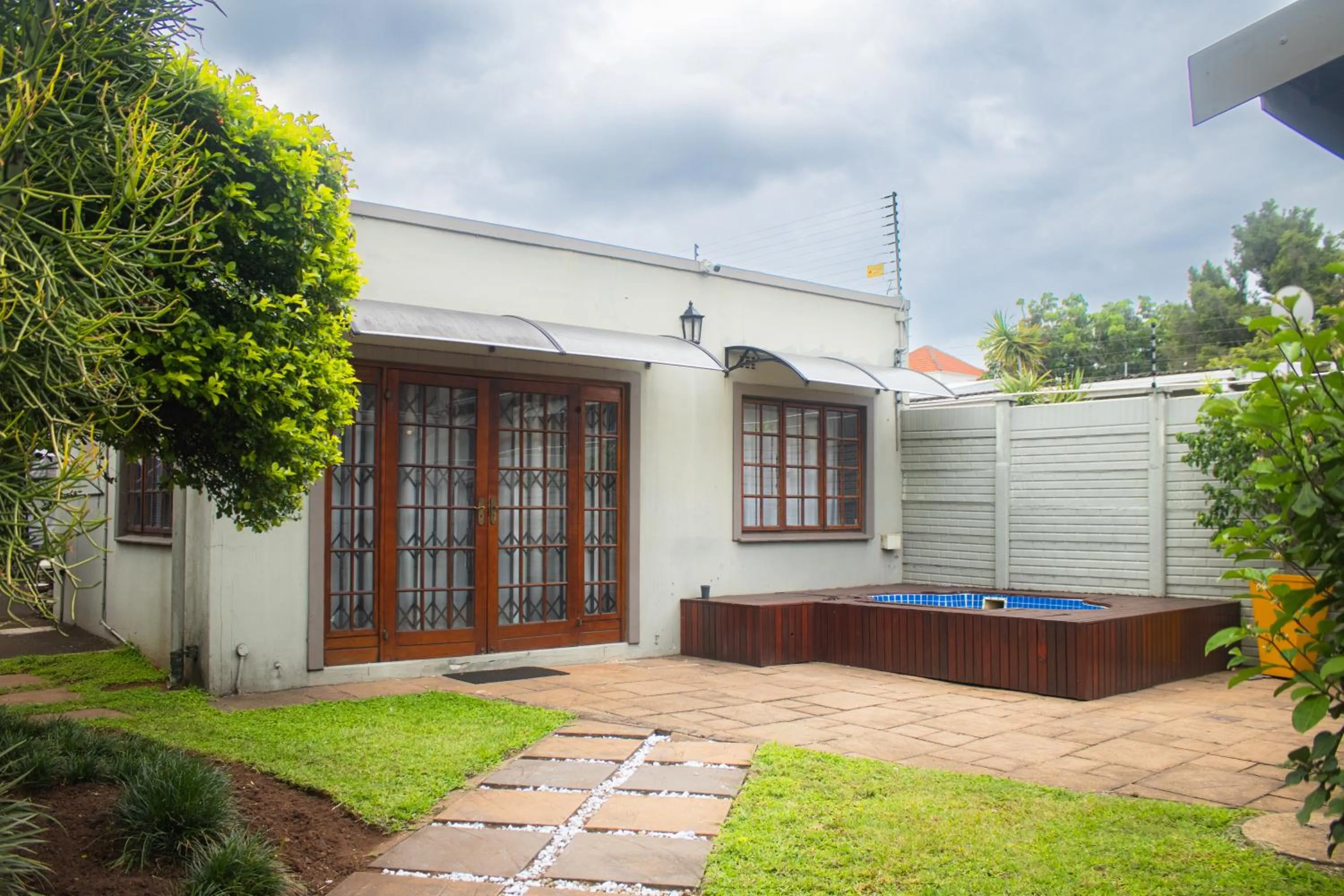 Day in Beechwood B&B