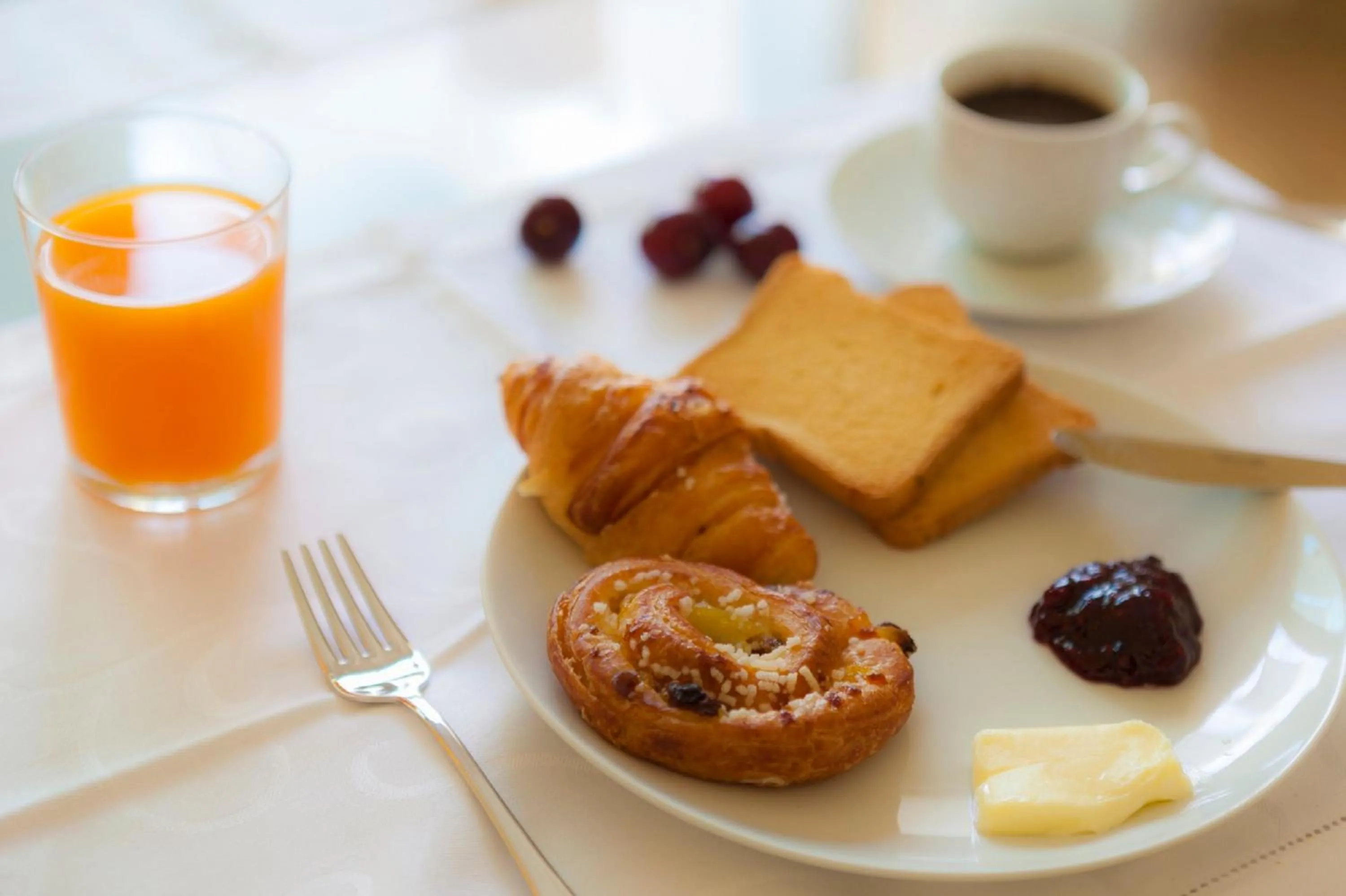 Italian breakfast in Bronzino House