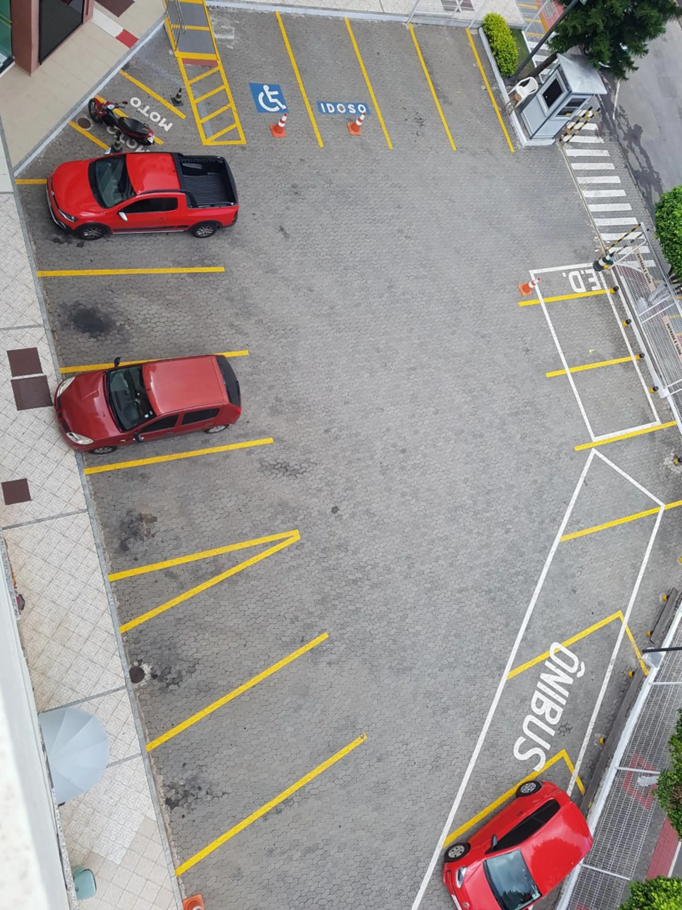 Parking in Hotel Super Economico