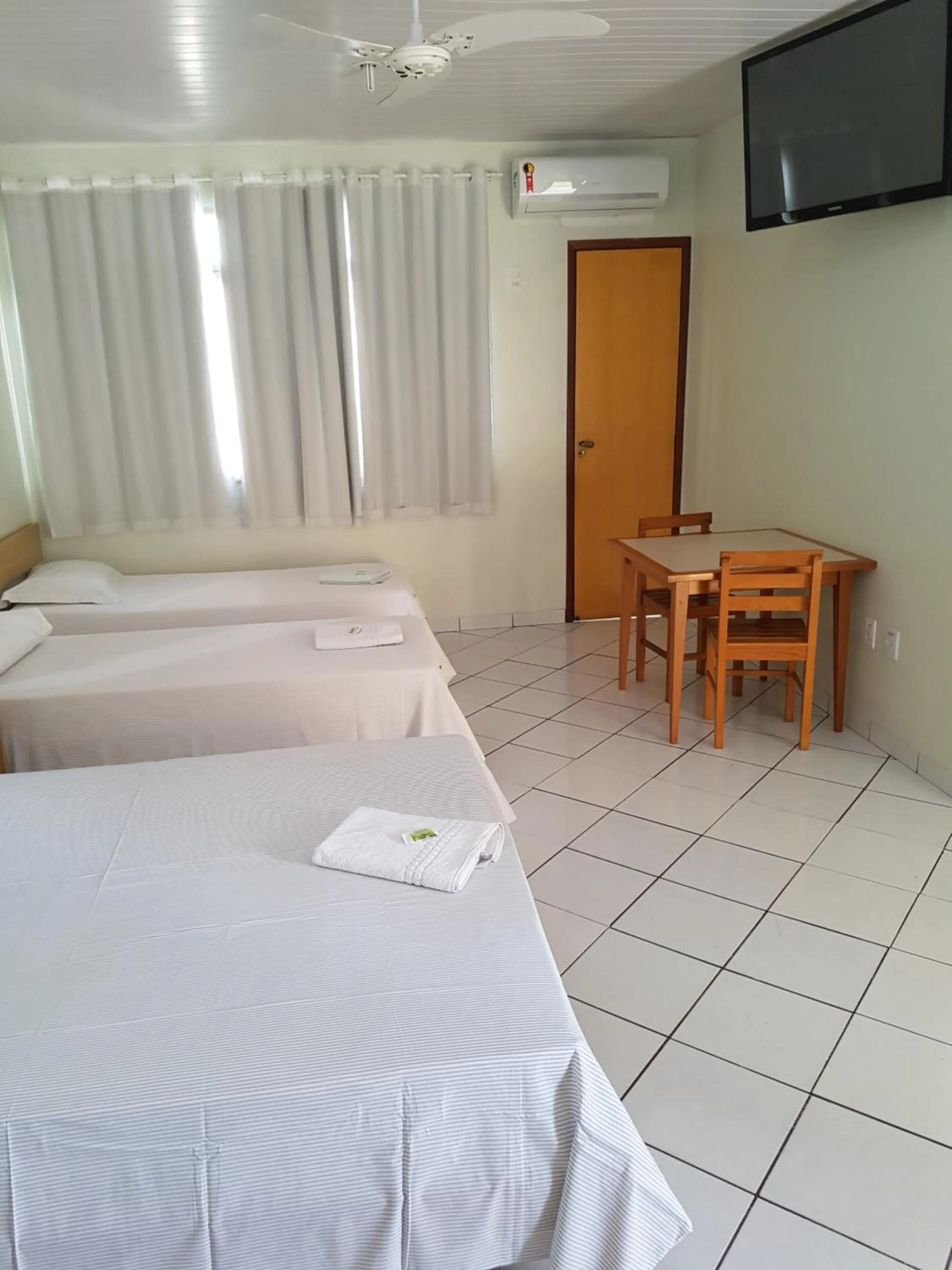 Photo of the whole room, Bed in Hotel Super Economico