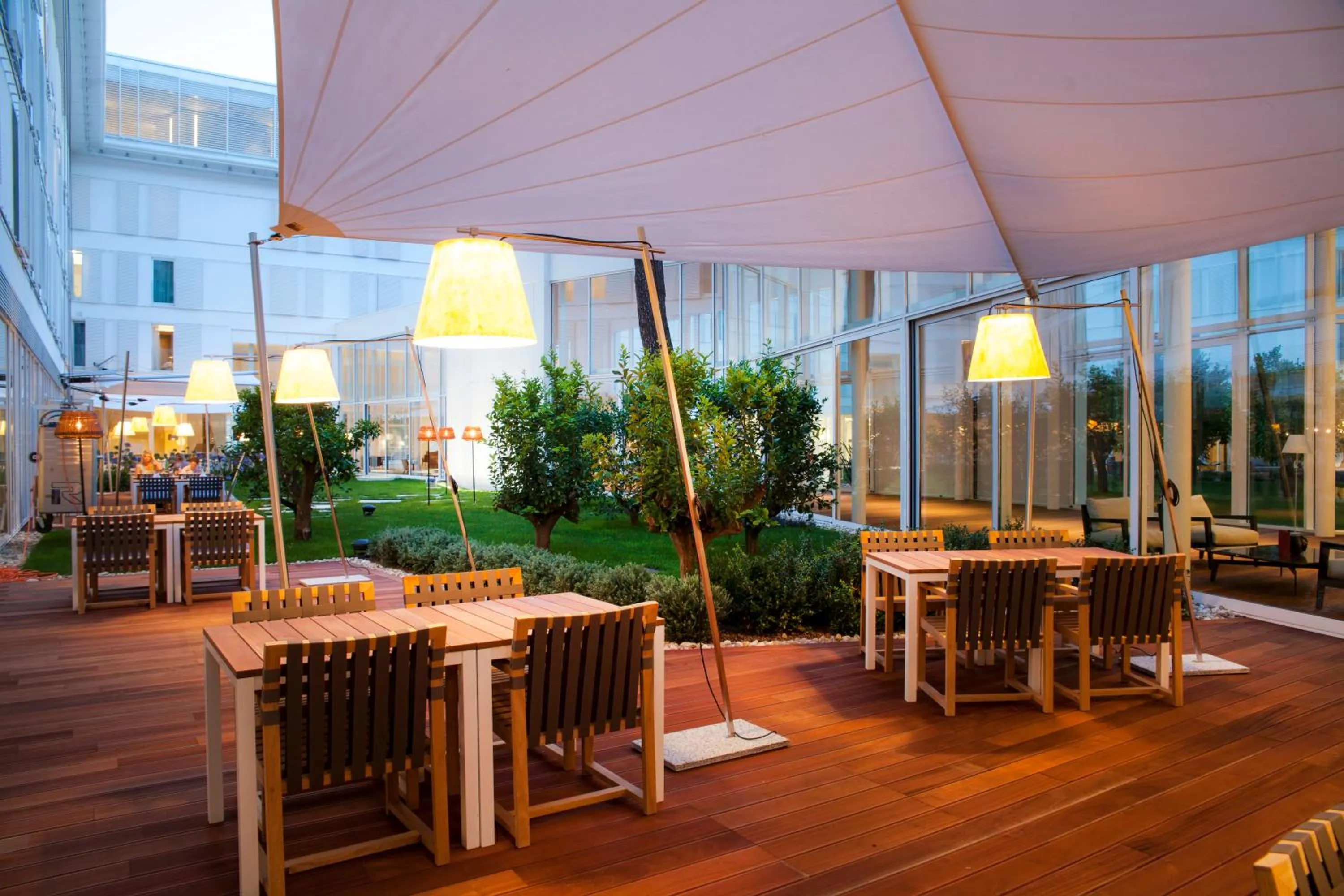 Communal lounge/ TV room in Hotel Bellevue