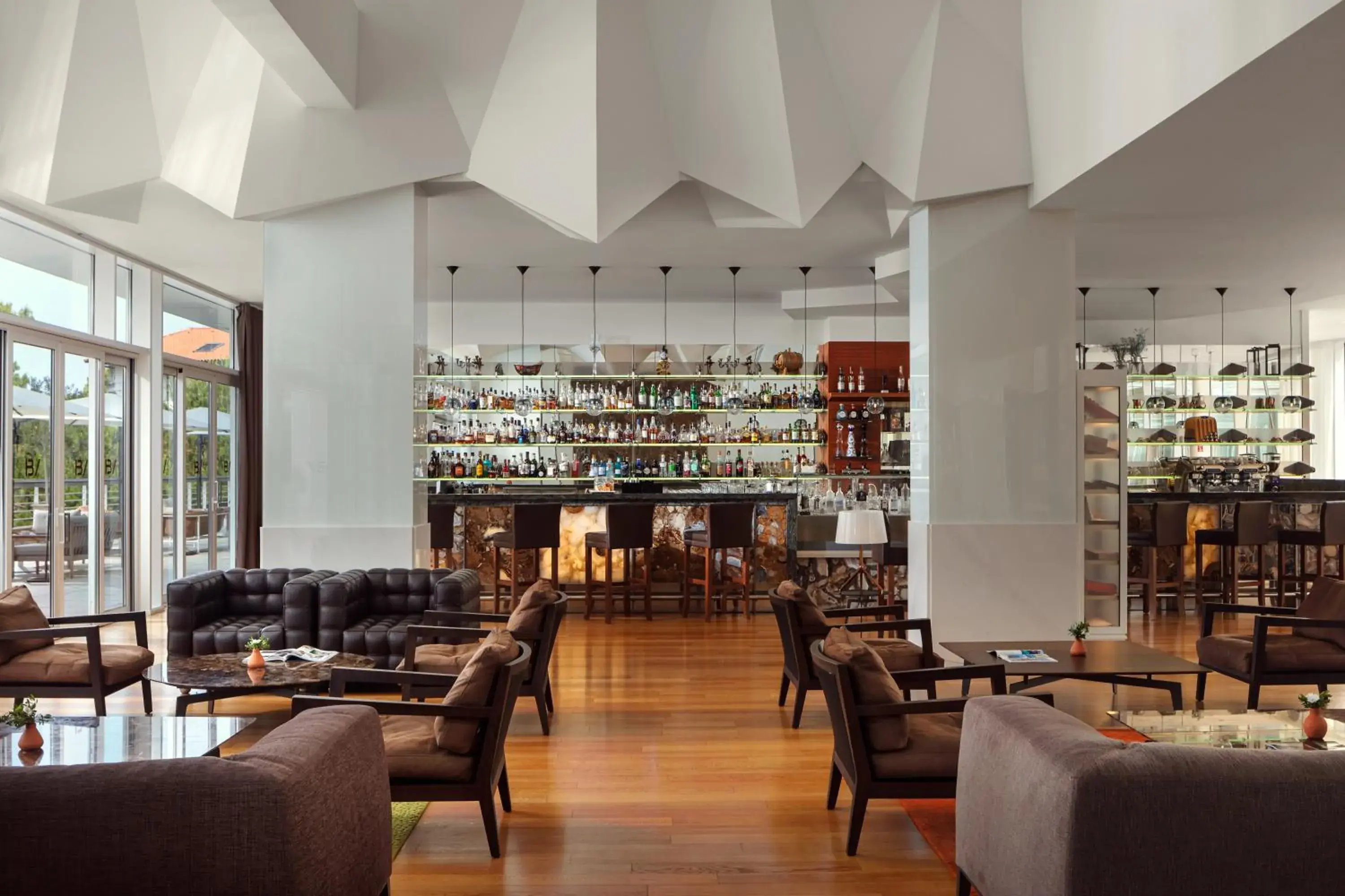 Lounge or bar in Hotel Bellevue Lounge or bar in Hotel Bellevue