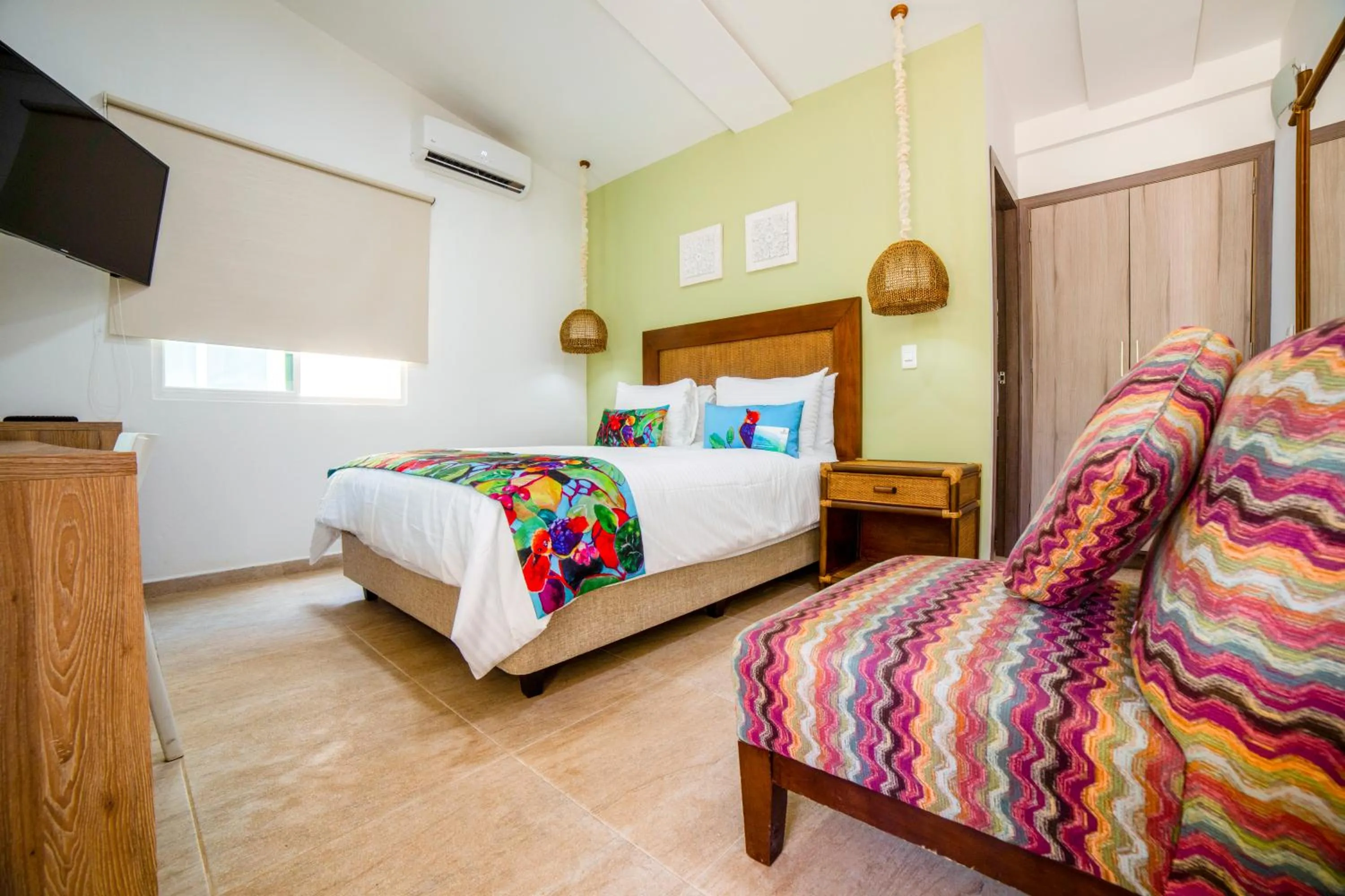 Photo of the whole room in Solare SAI Ecohotel