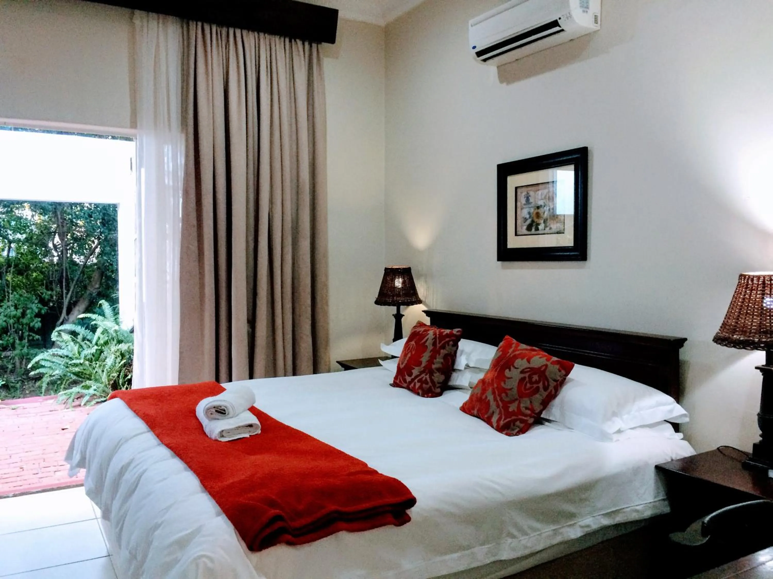 Bedroom, Bed in Polokwane Place