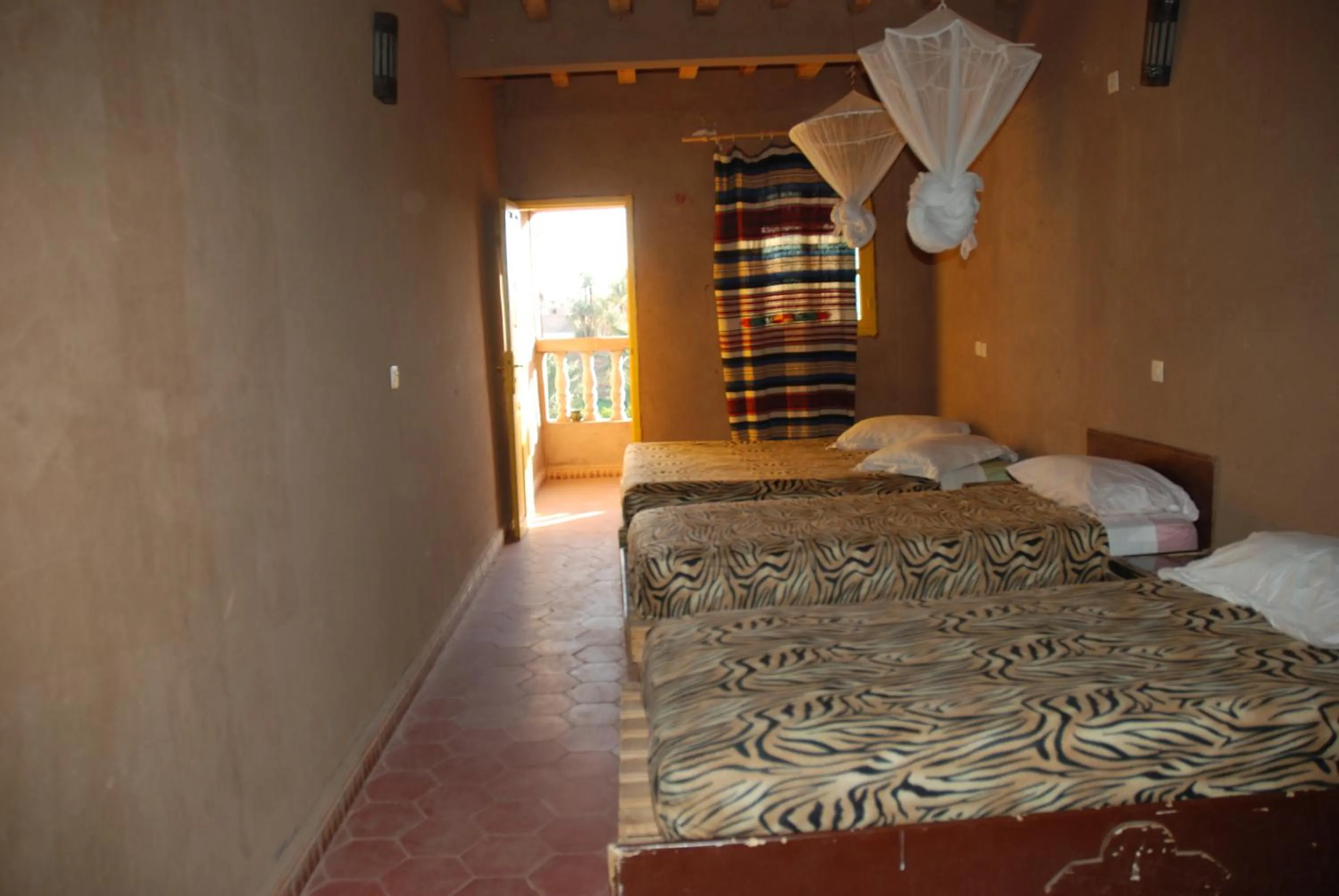 Shower, Bed in d'hôte Jnane-Dar Diafa