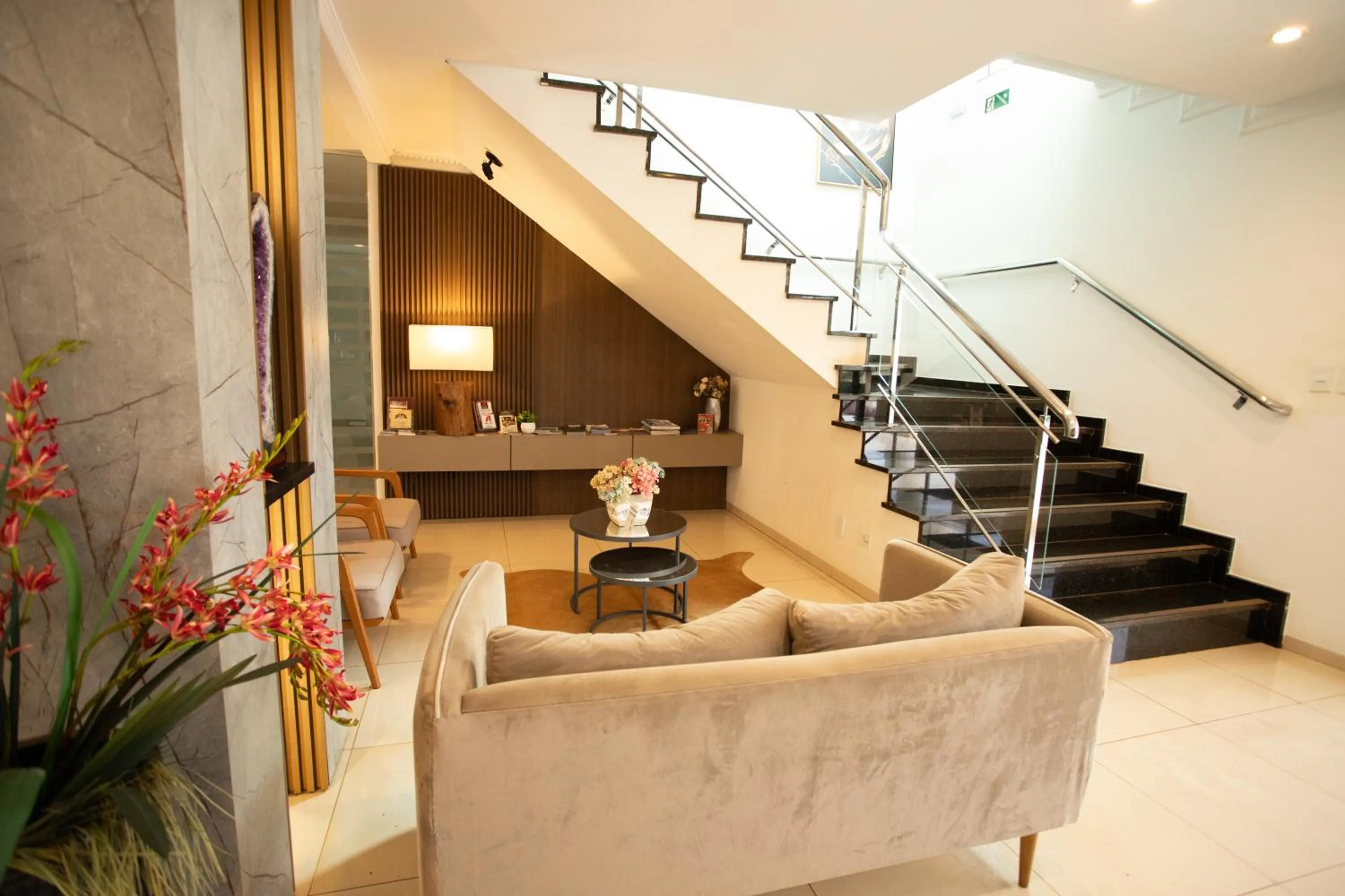 Seating area in Ellus Hotel