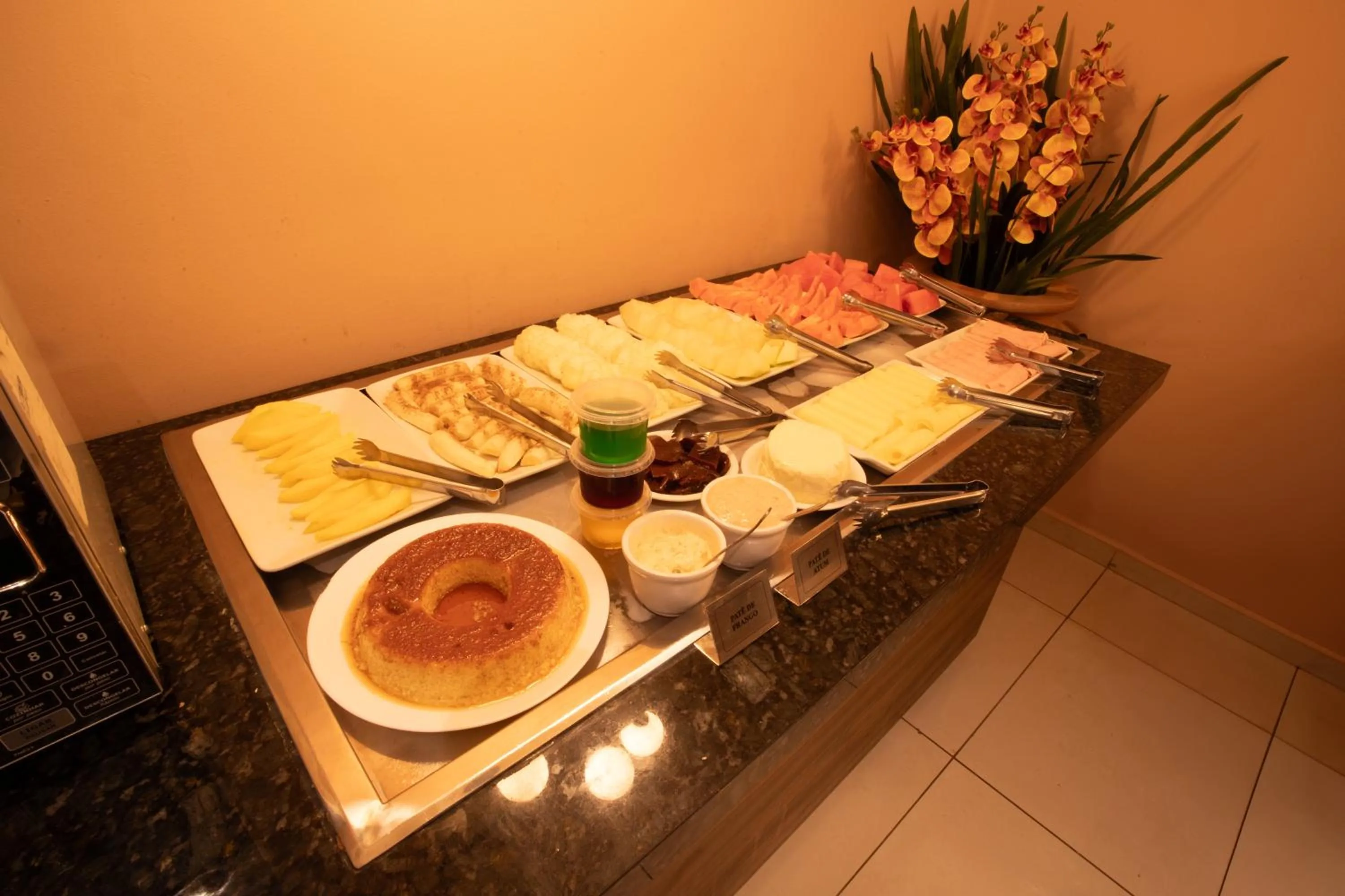 Breakfast in Ellus Hotel