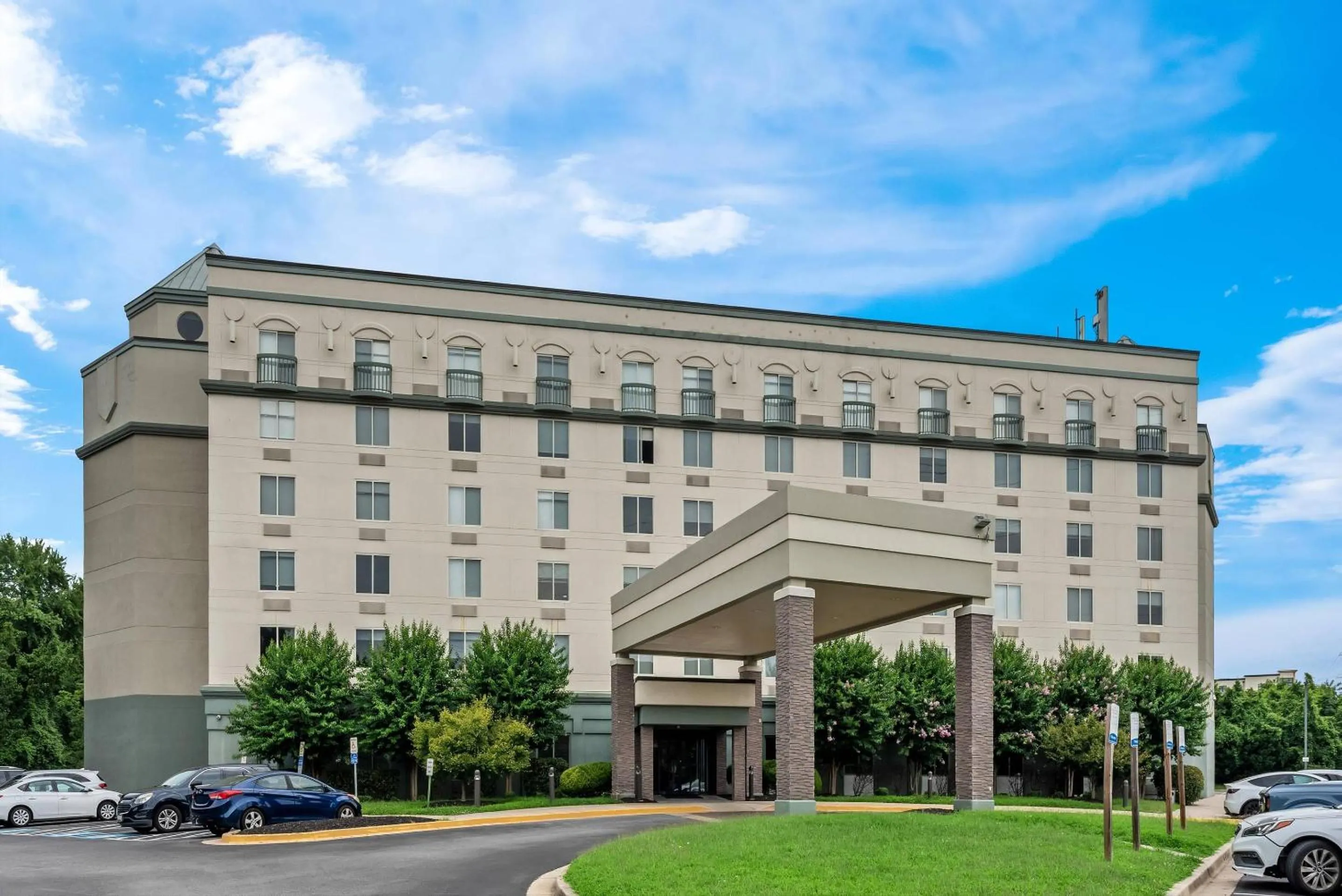 Property building in Comfort Inn Largo-Washington DC East