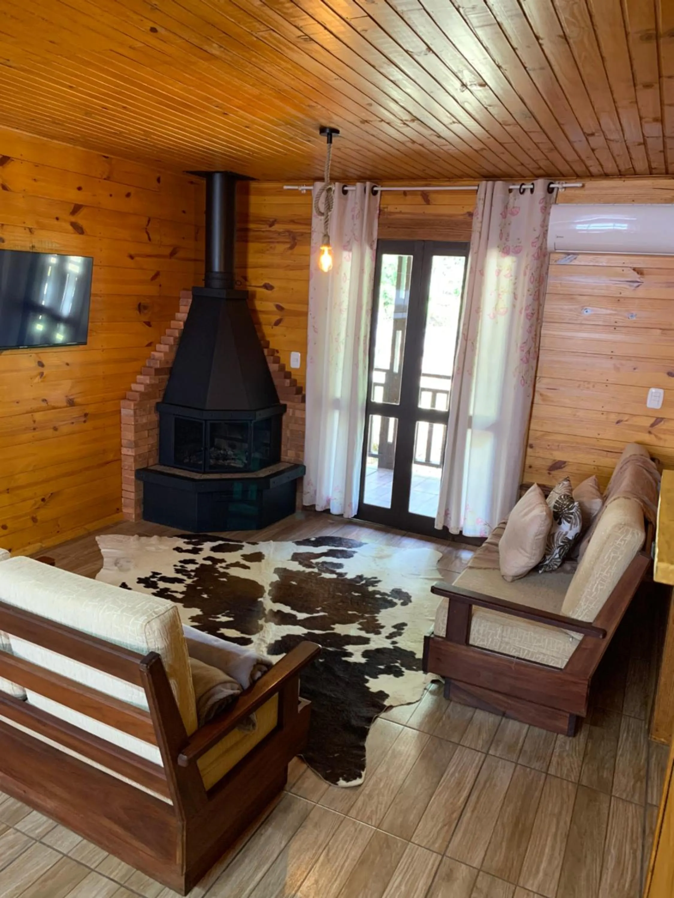 Cabanas em Canela - Leão da Tribo de Judá- Refúgio com Piscina