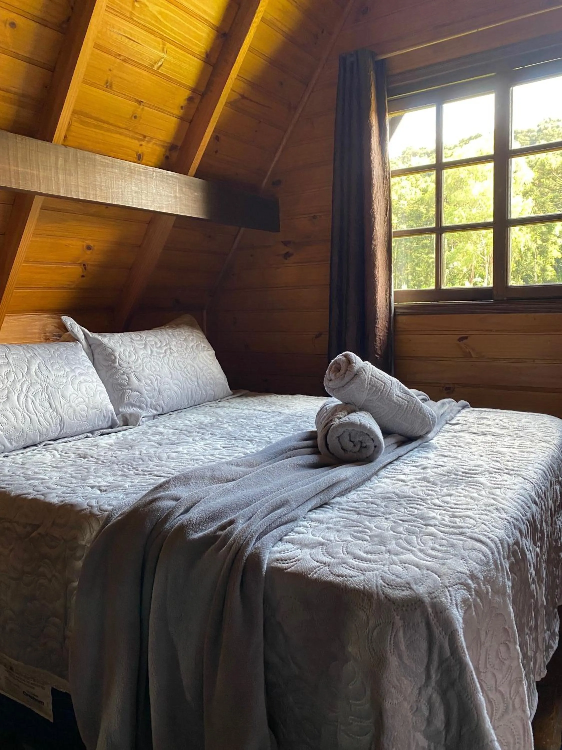 Bed in Cabanas em Canela - Leão da Tribo de Judá- Refúgio com Piscina