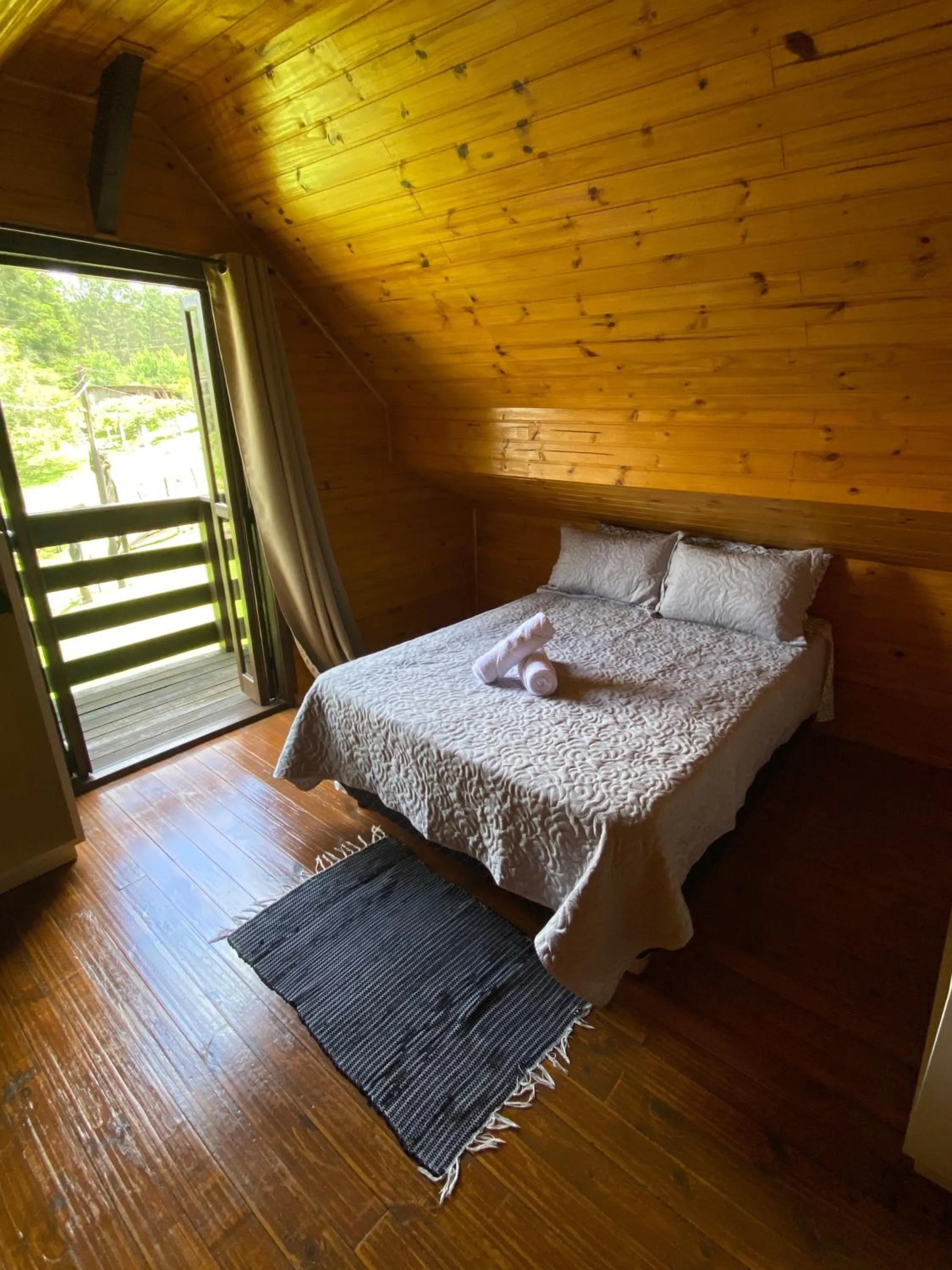 Bed in Cabanas em Canela - Leão da Tribo de Judá- Refúgio com Piscina
